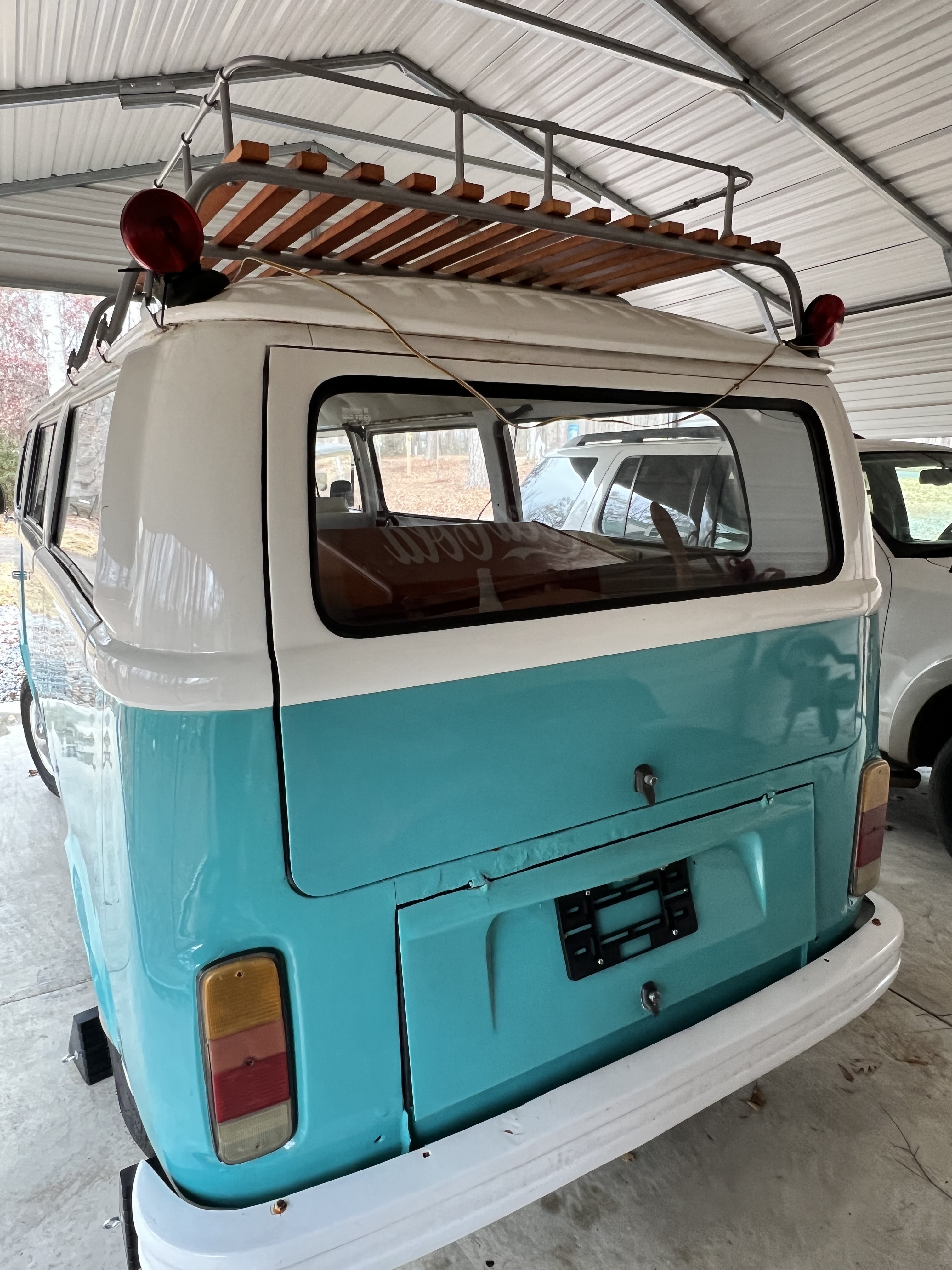 1977 Volkswagen BUS 12