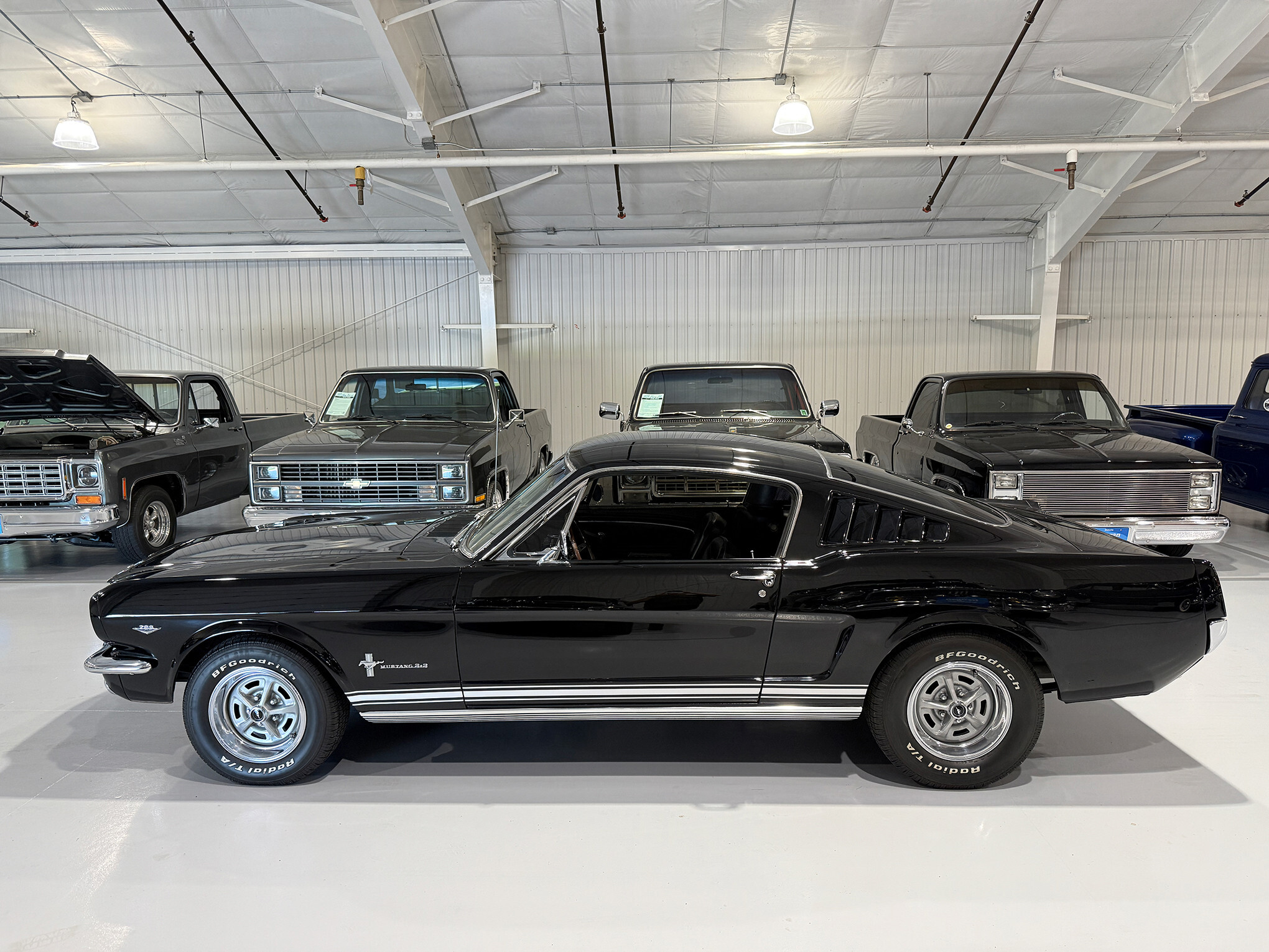1966 Ford Mustang 2+2 Fastback 3