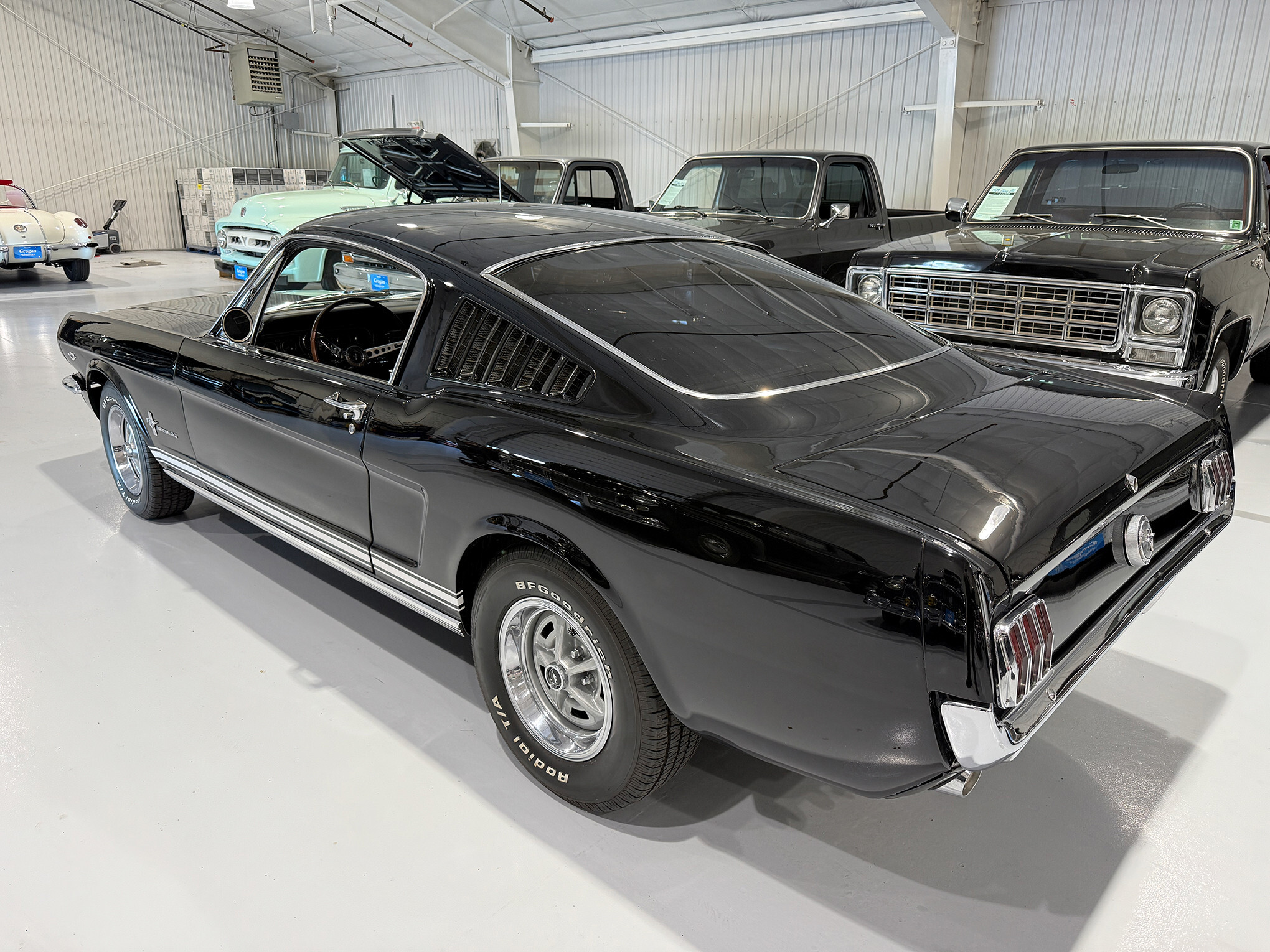 1966 Ford Mustang 2+2 Fastback 4