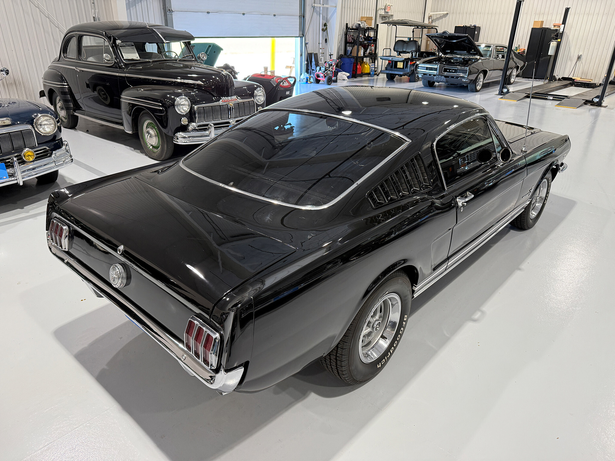 1966 Ford Mustang 2+2 Fastback 9