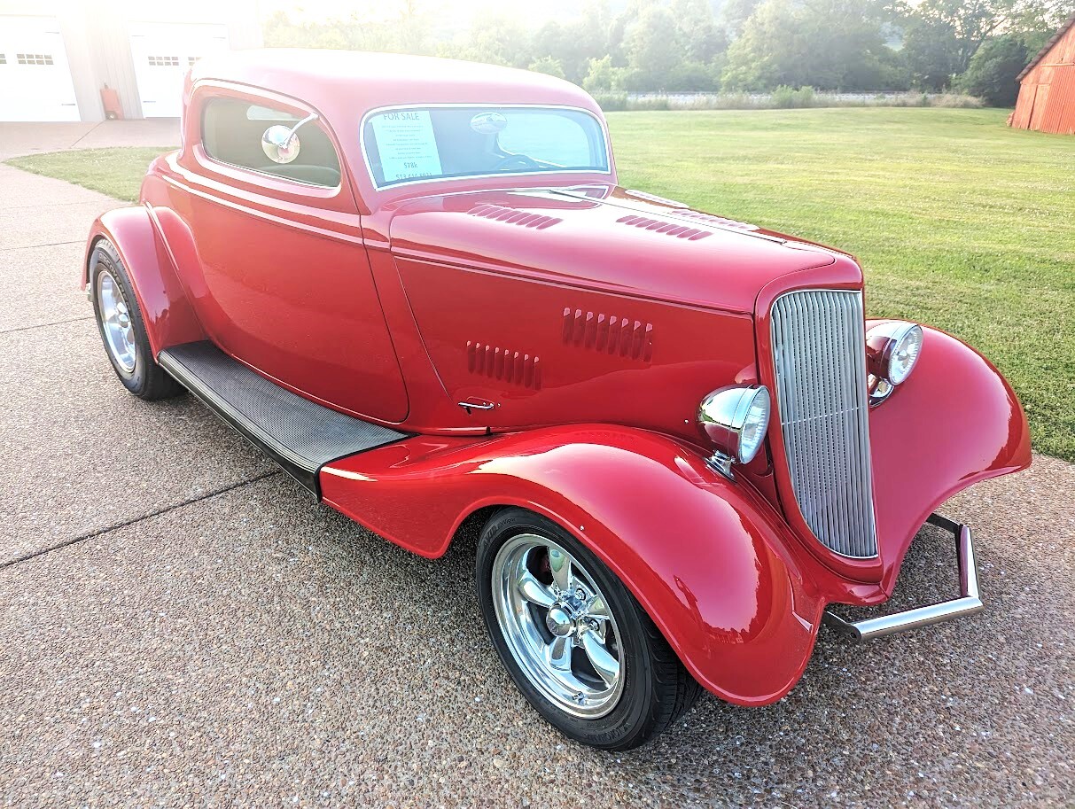 1934 Ford 3 Window 23