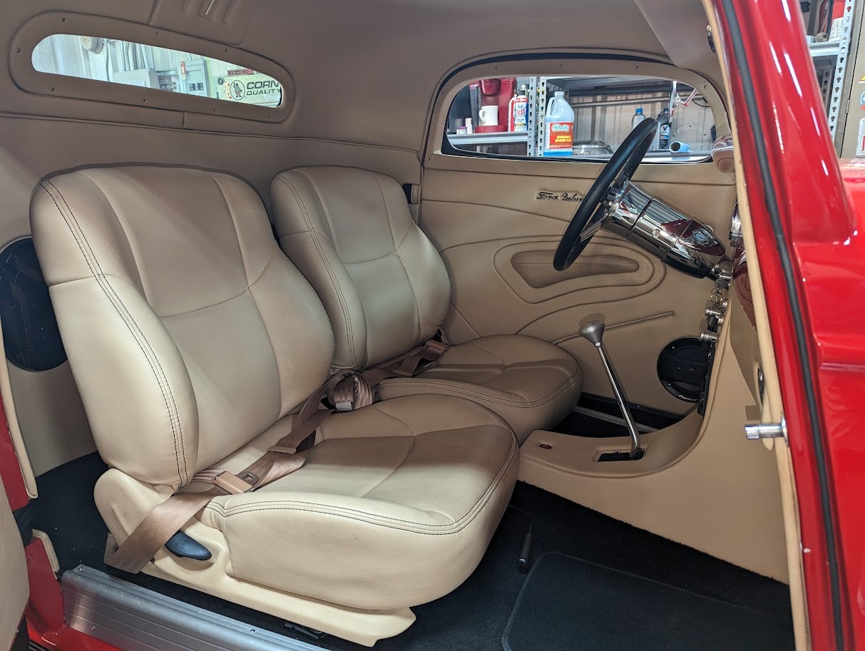 1934 Ford 3 Window 27