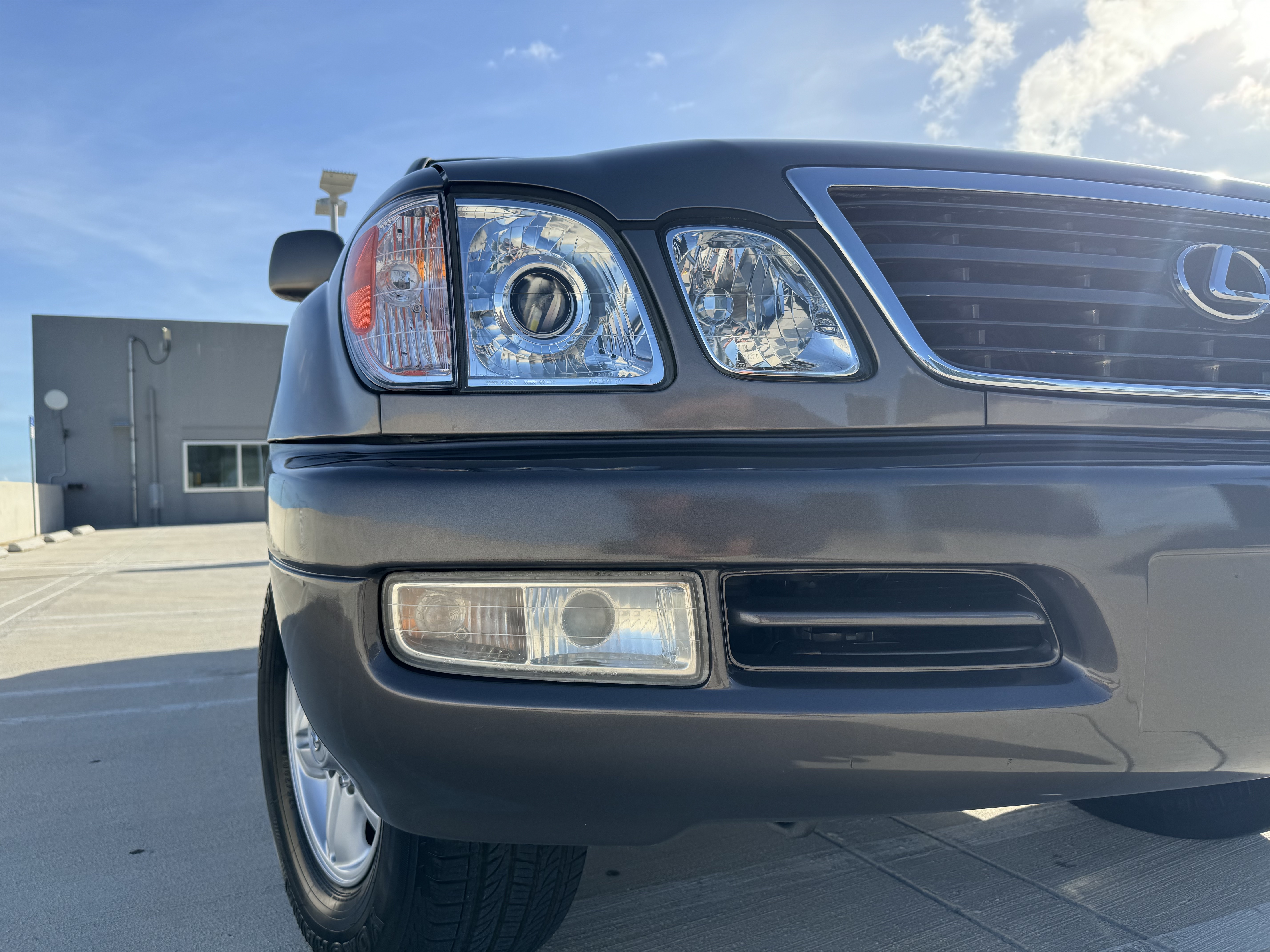 2000 Lexus LX470 55