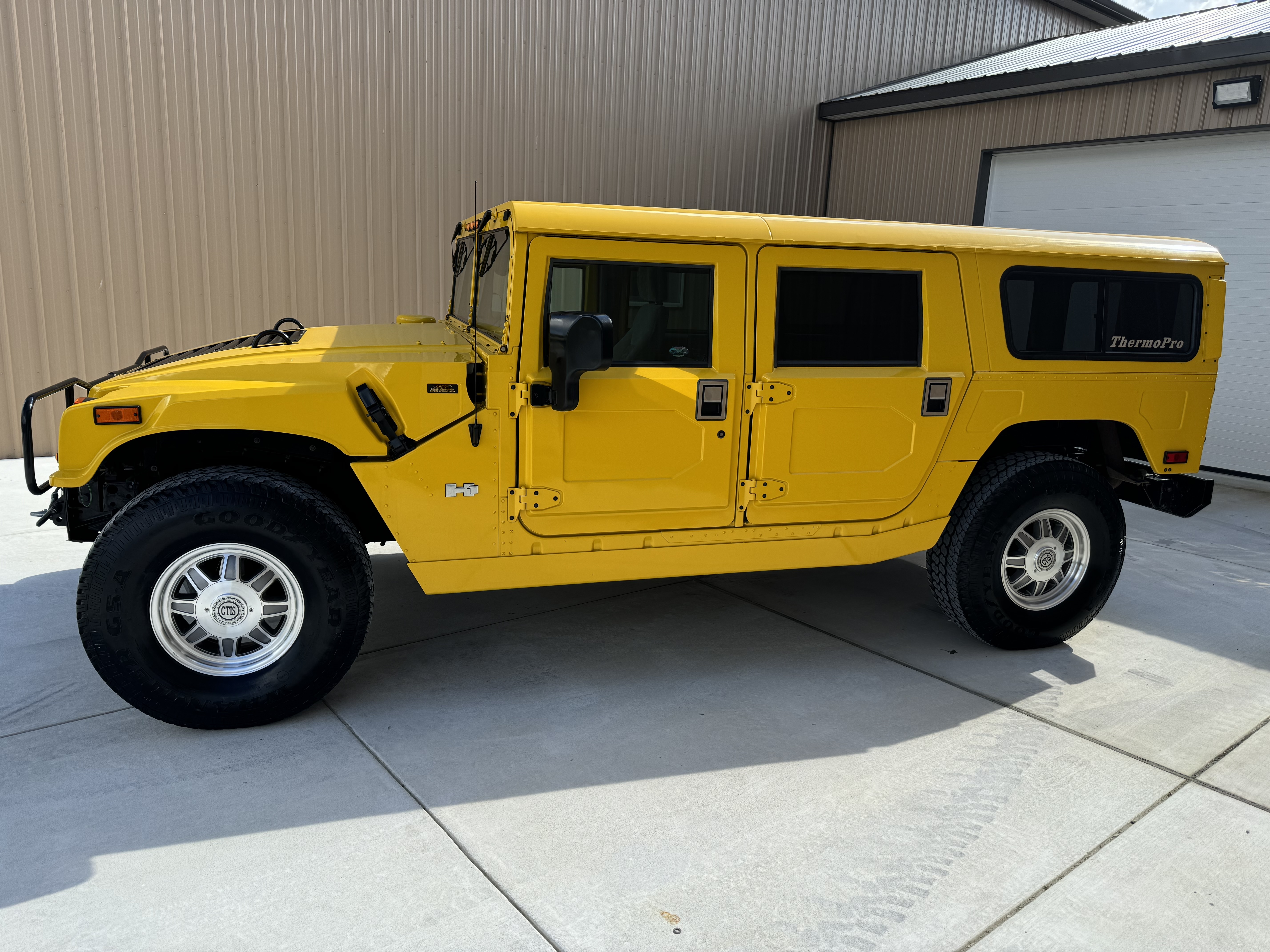 2002 Hummer H1 74
