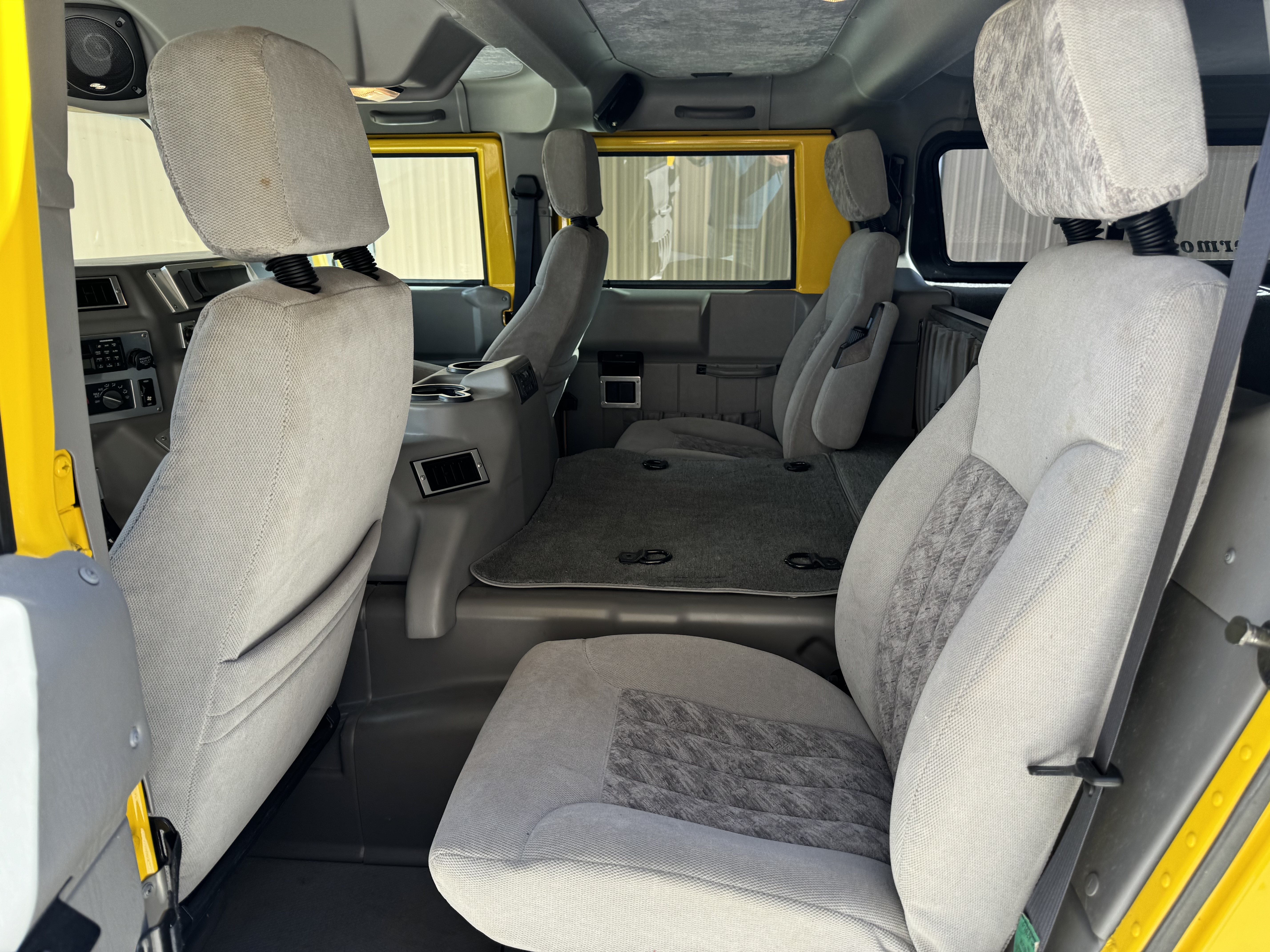 2002 Hummer H1 25
