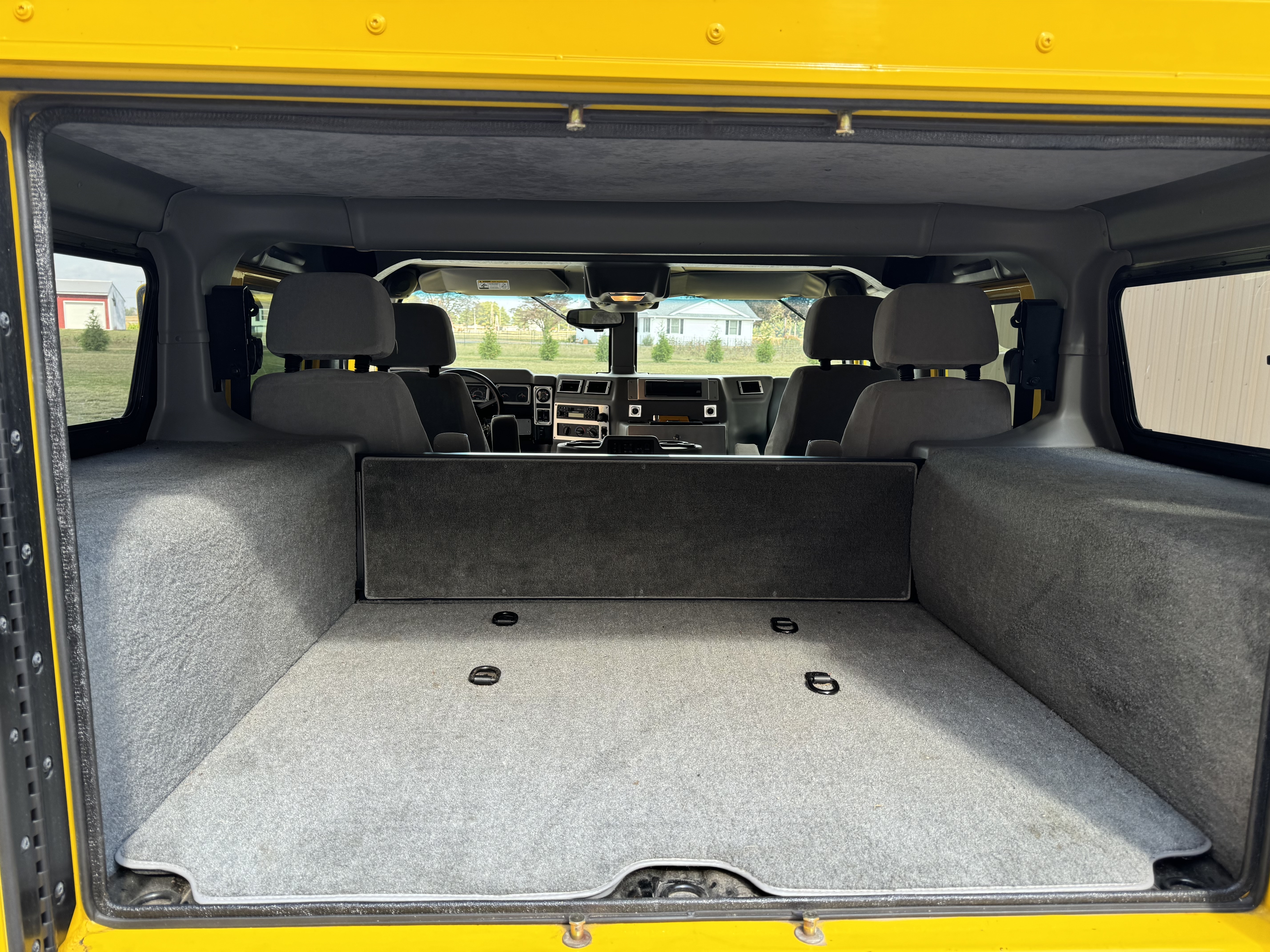 2002 Hummer H1 26
