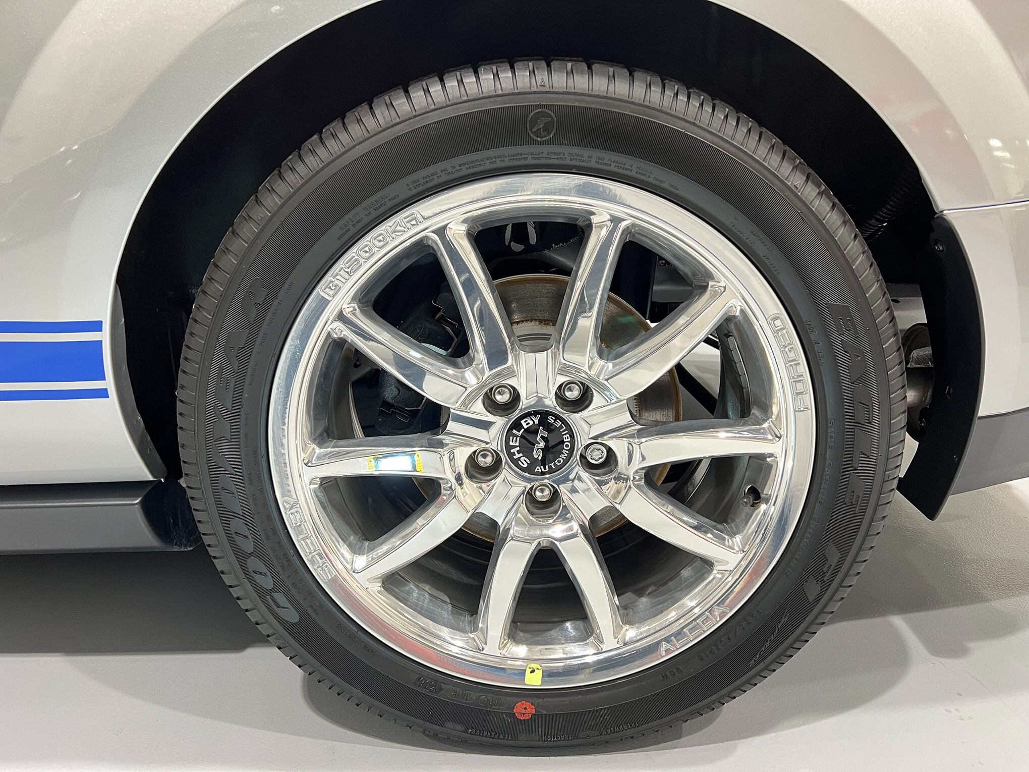 2009 Ford  Shelby GT500 KR 18