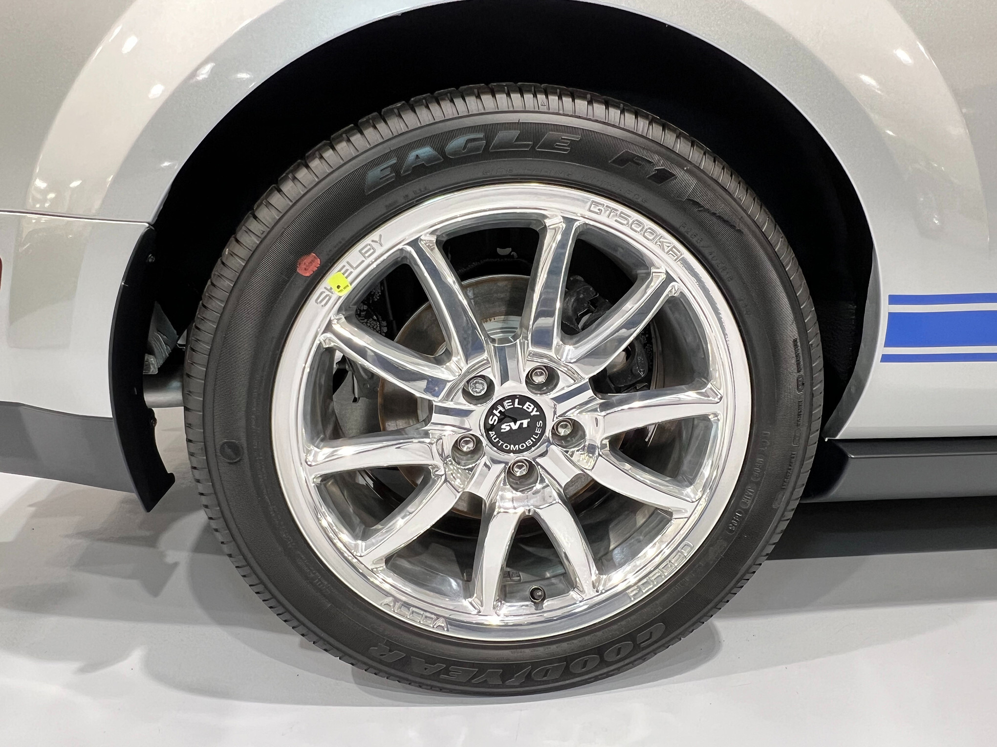 2009 Ford  Shelby GT500 KR 19