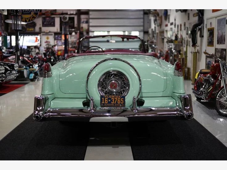 1954 Cadillac 62 Series 27
