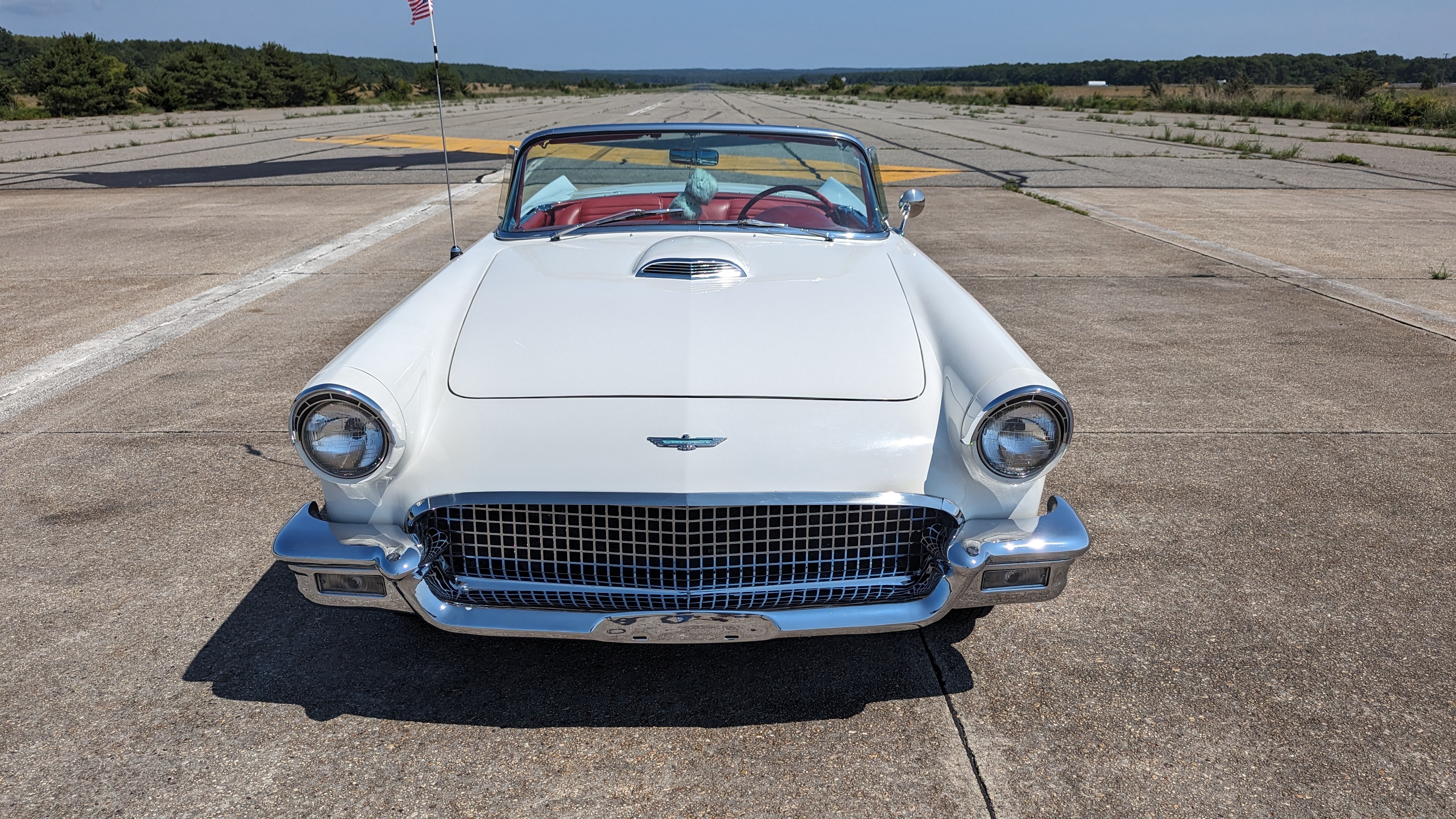 1957 Ford Thunderbird 14