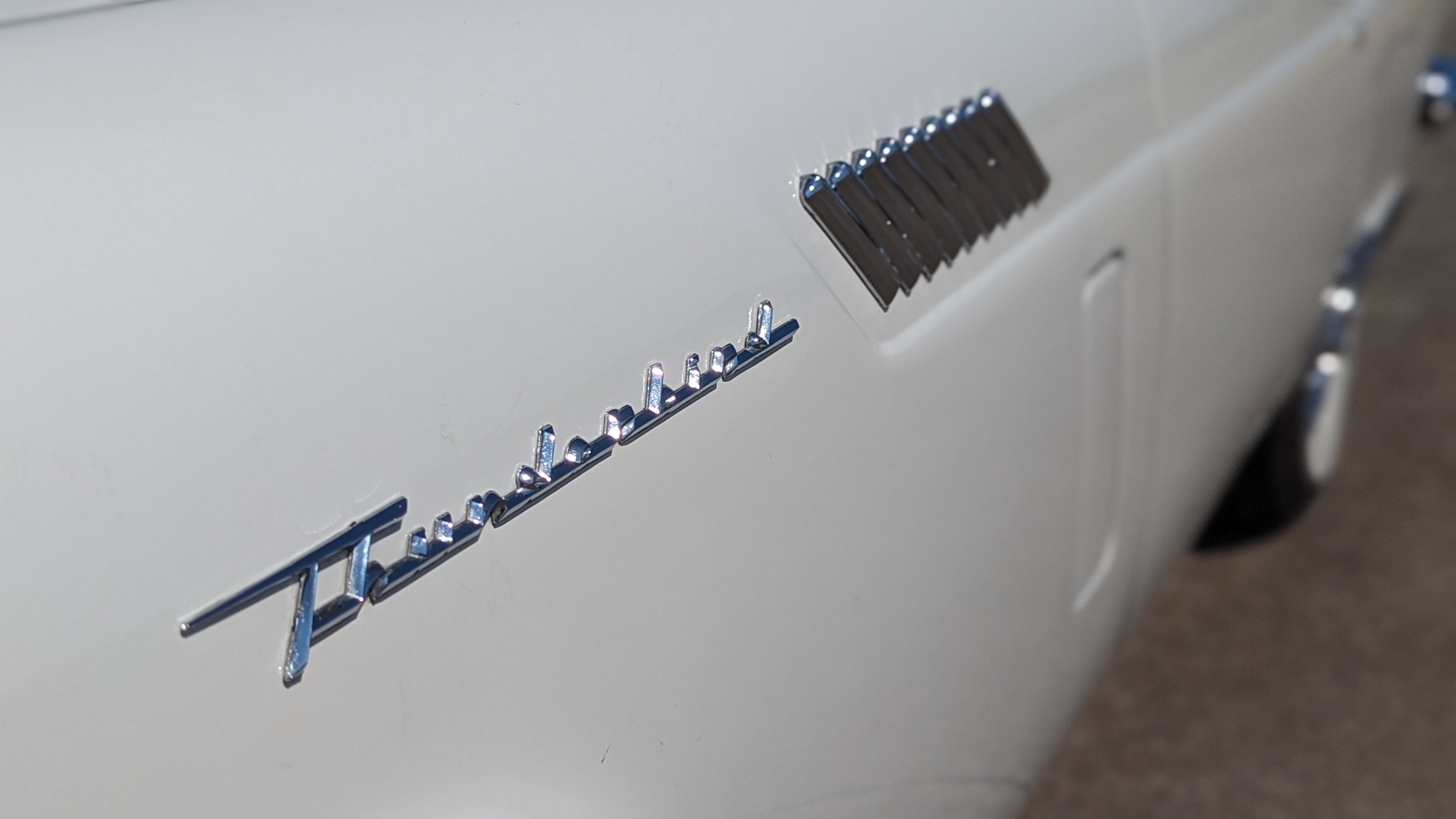 1957 Ford Thunderbird 32