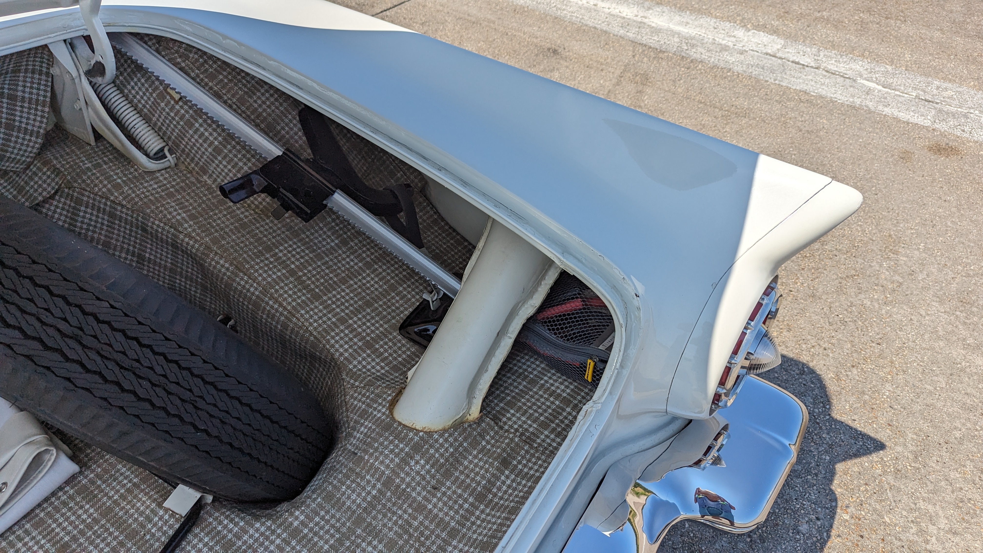 1957 Ford Thunderbird 83