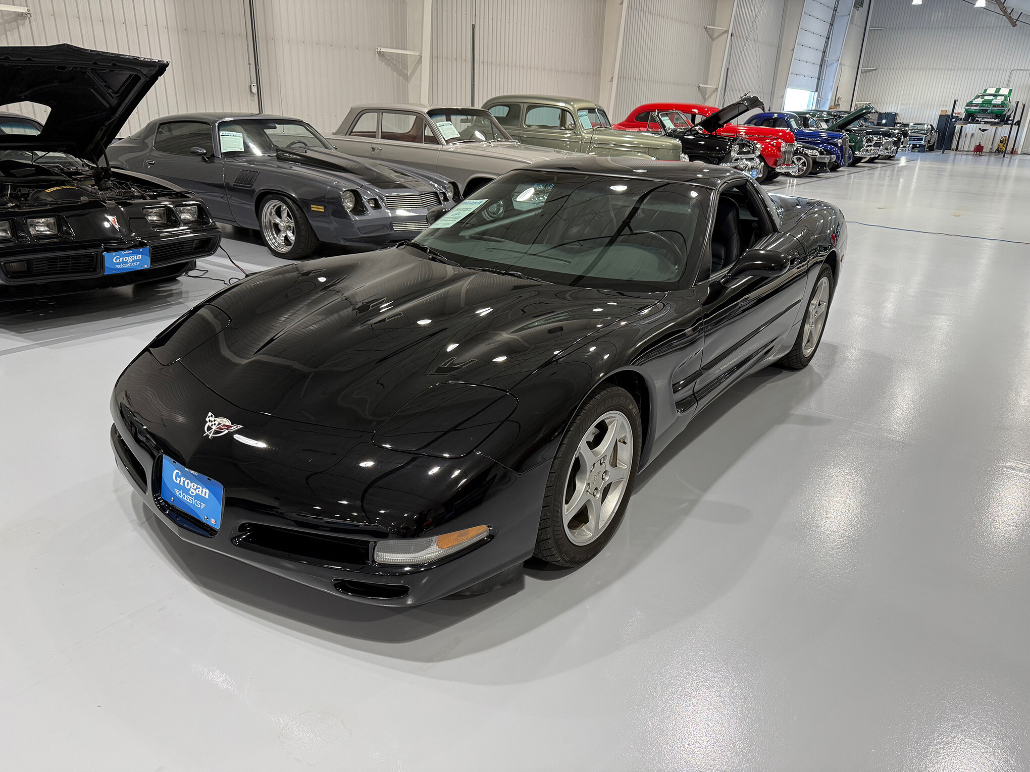 2003 Chevrolet Corvette 2