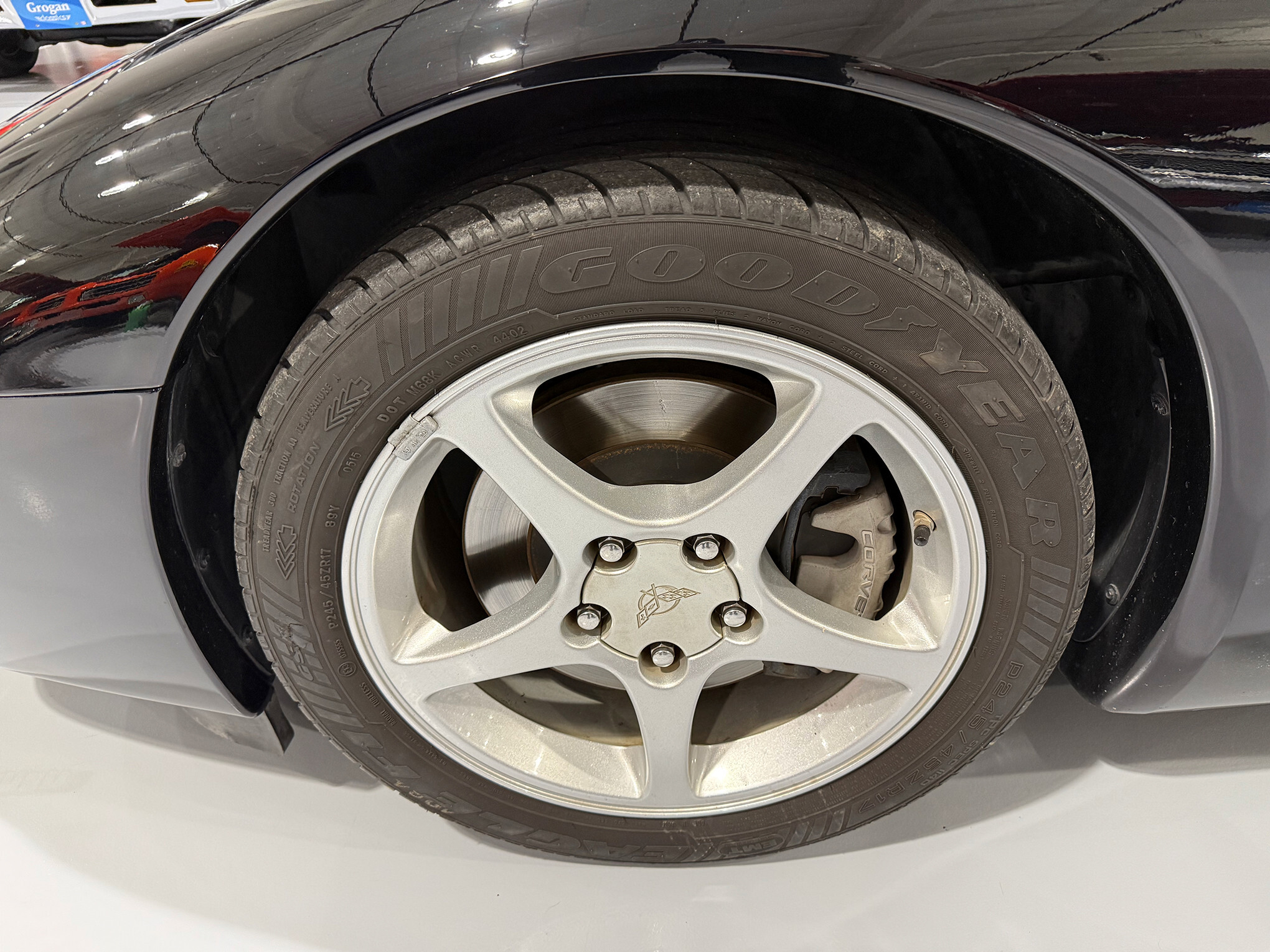 2003 Chevrolet Corvette 16