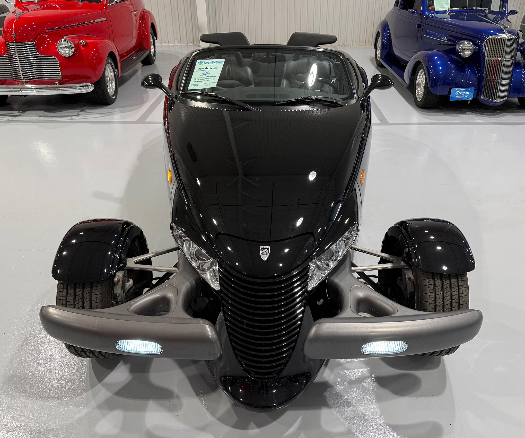 1999 Plymouth Prowler 12