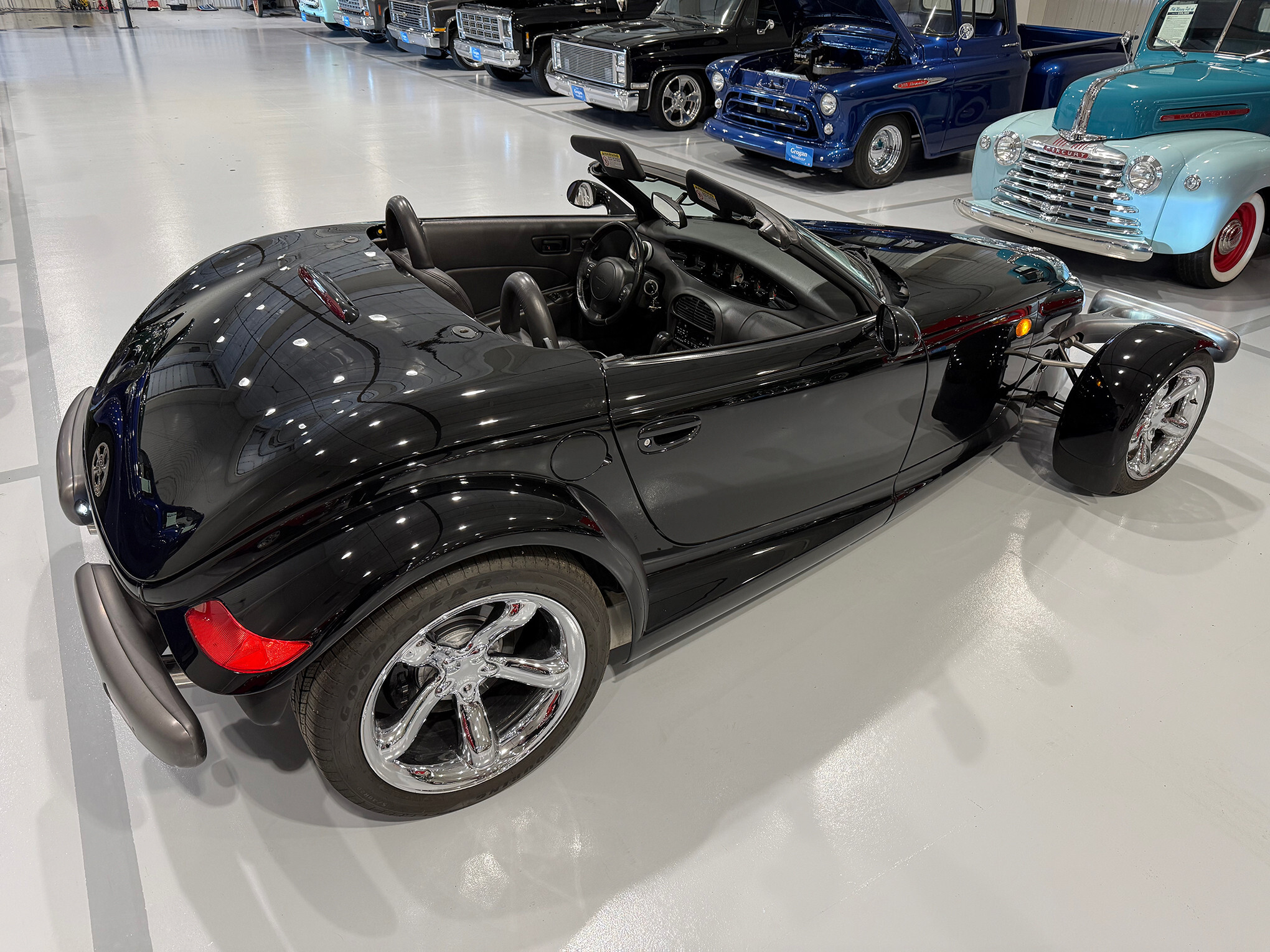1999 Plymouth Prowler 7