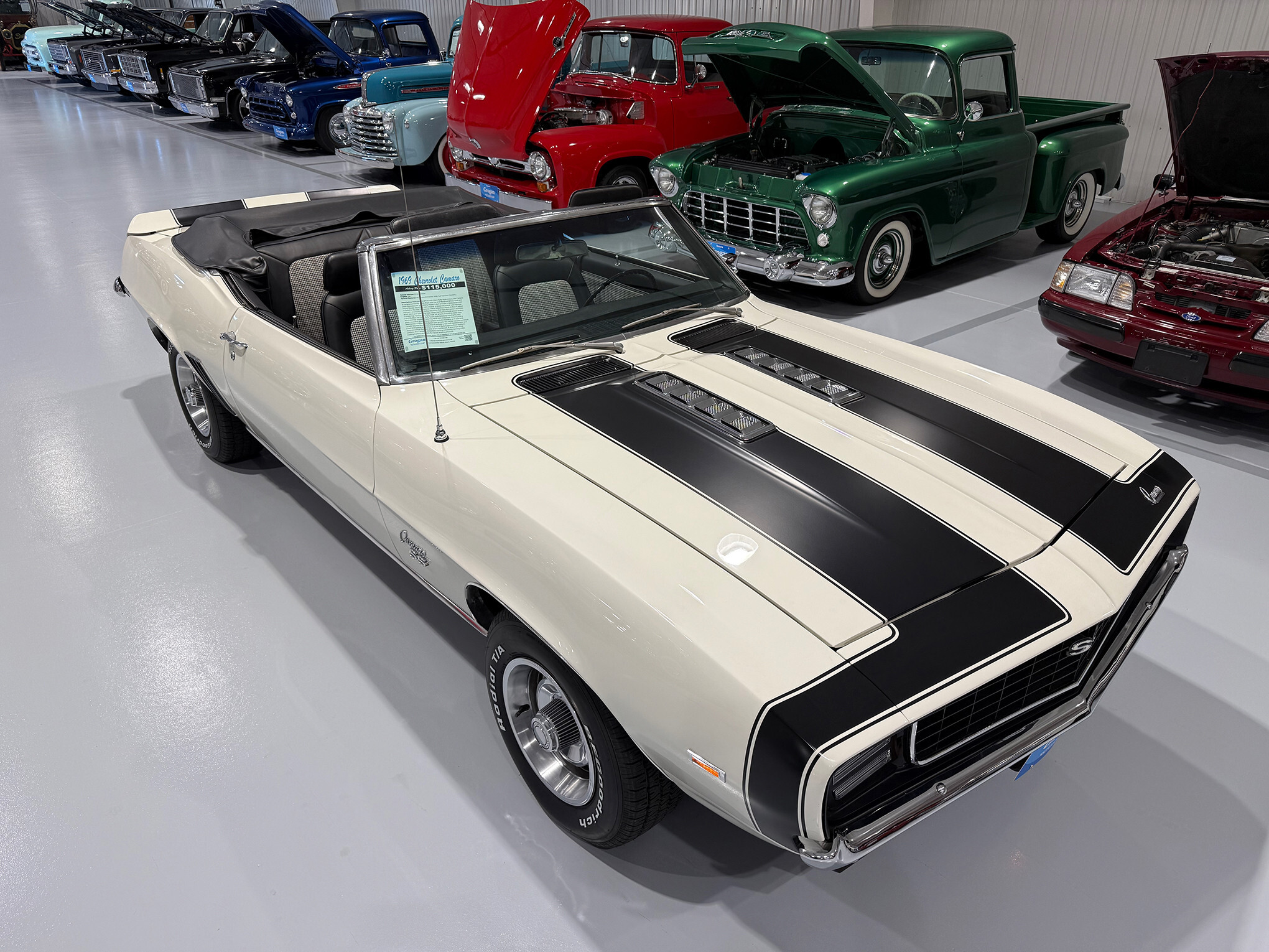 1969 Chevrolet Camaro SS 14