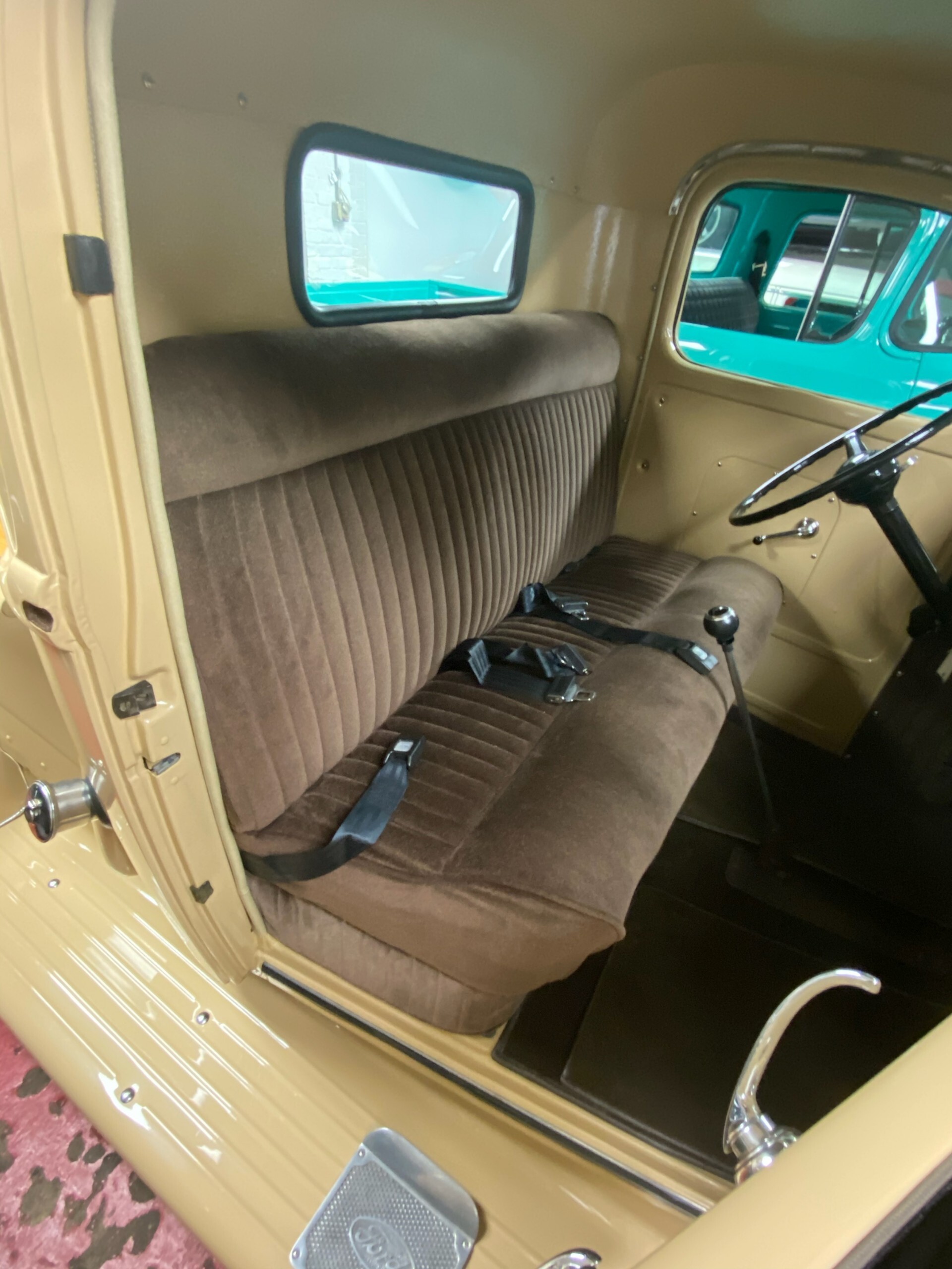 1946 Ford Pickup 6