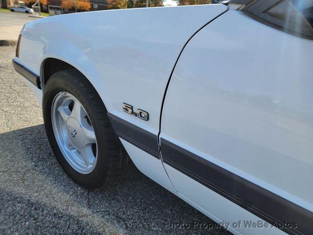 1986 Ford Mustang 21