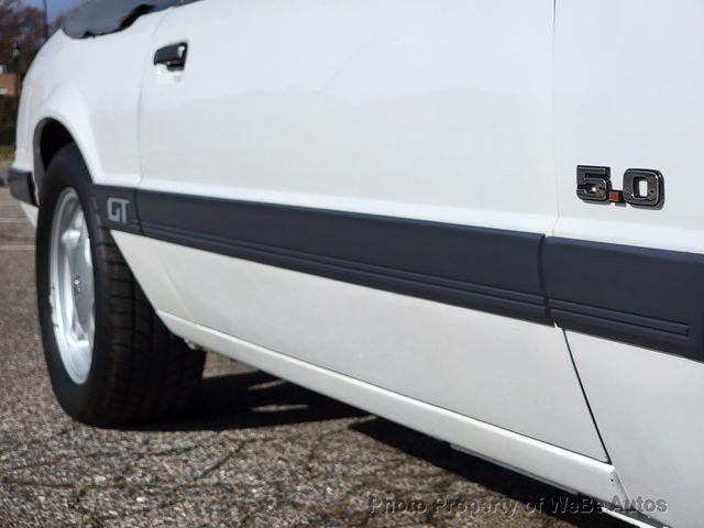 1986 Ford Mustang 34
