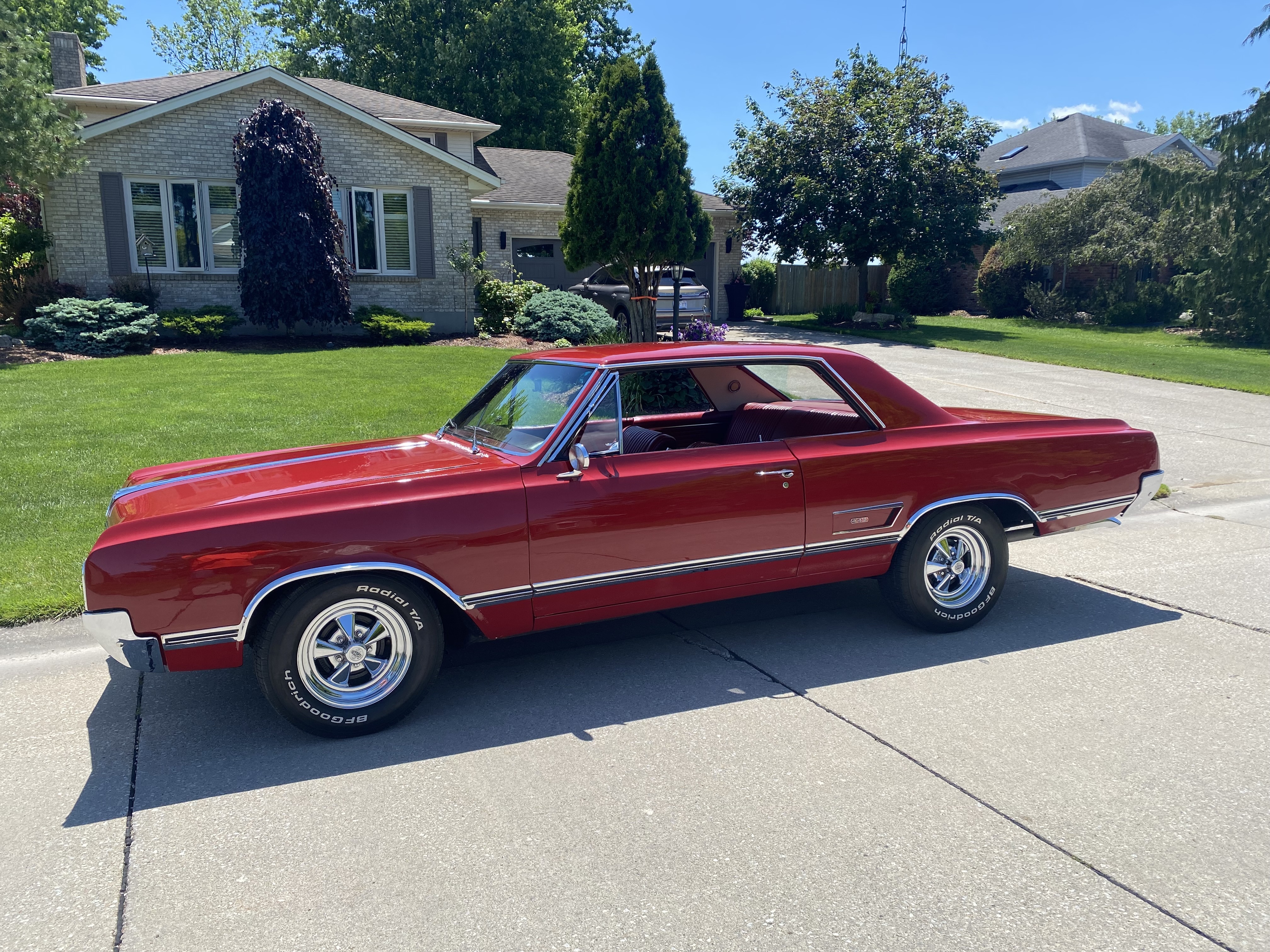 1965 Oldsmobile Cutlass 2