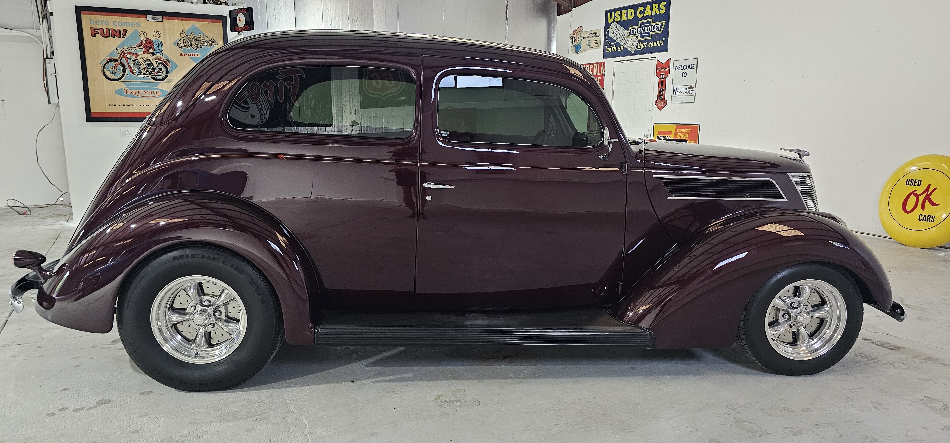 1937 Ford Slant Back Street Rod 9