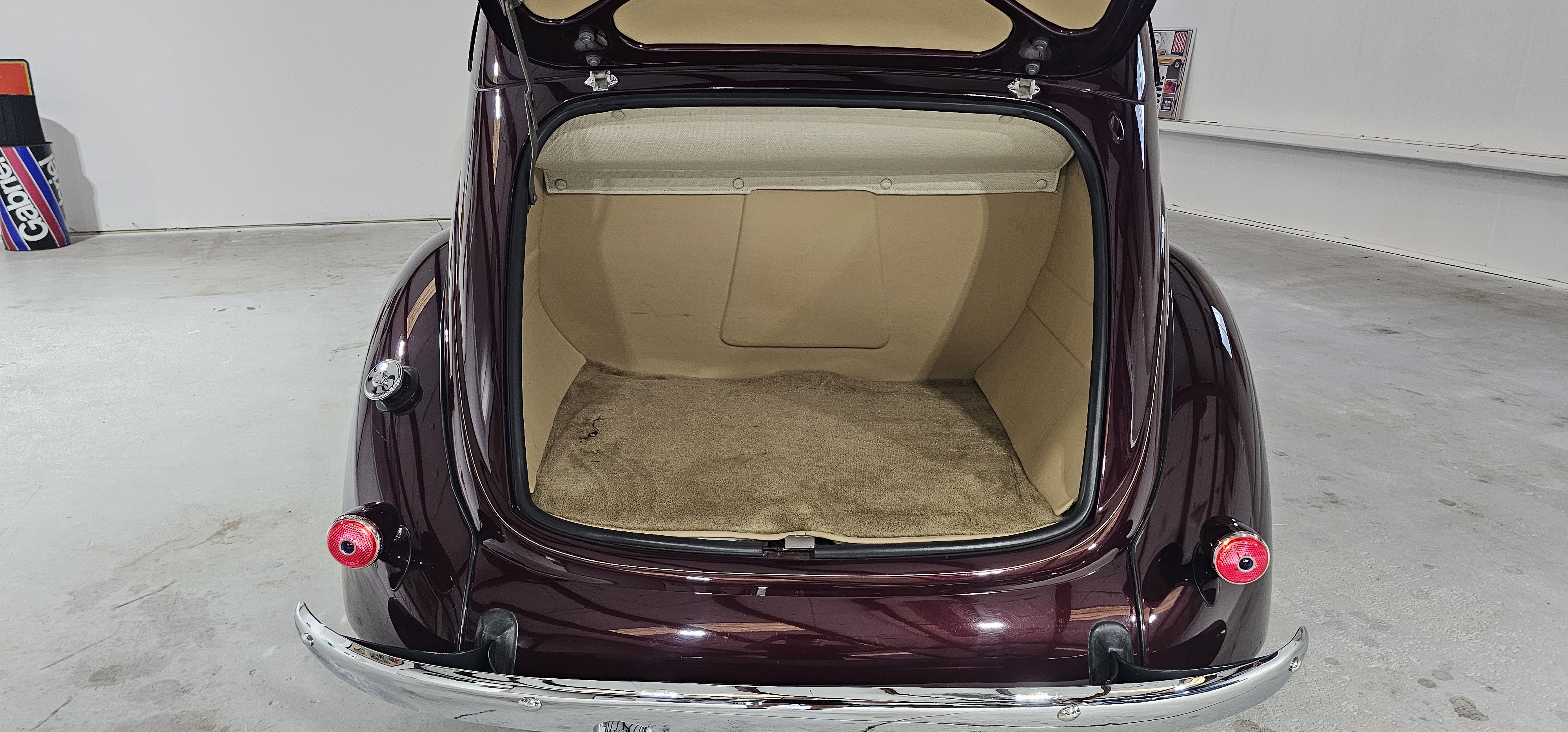 1937 Ford Slant Back Street Rod 38