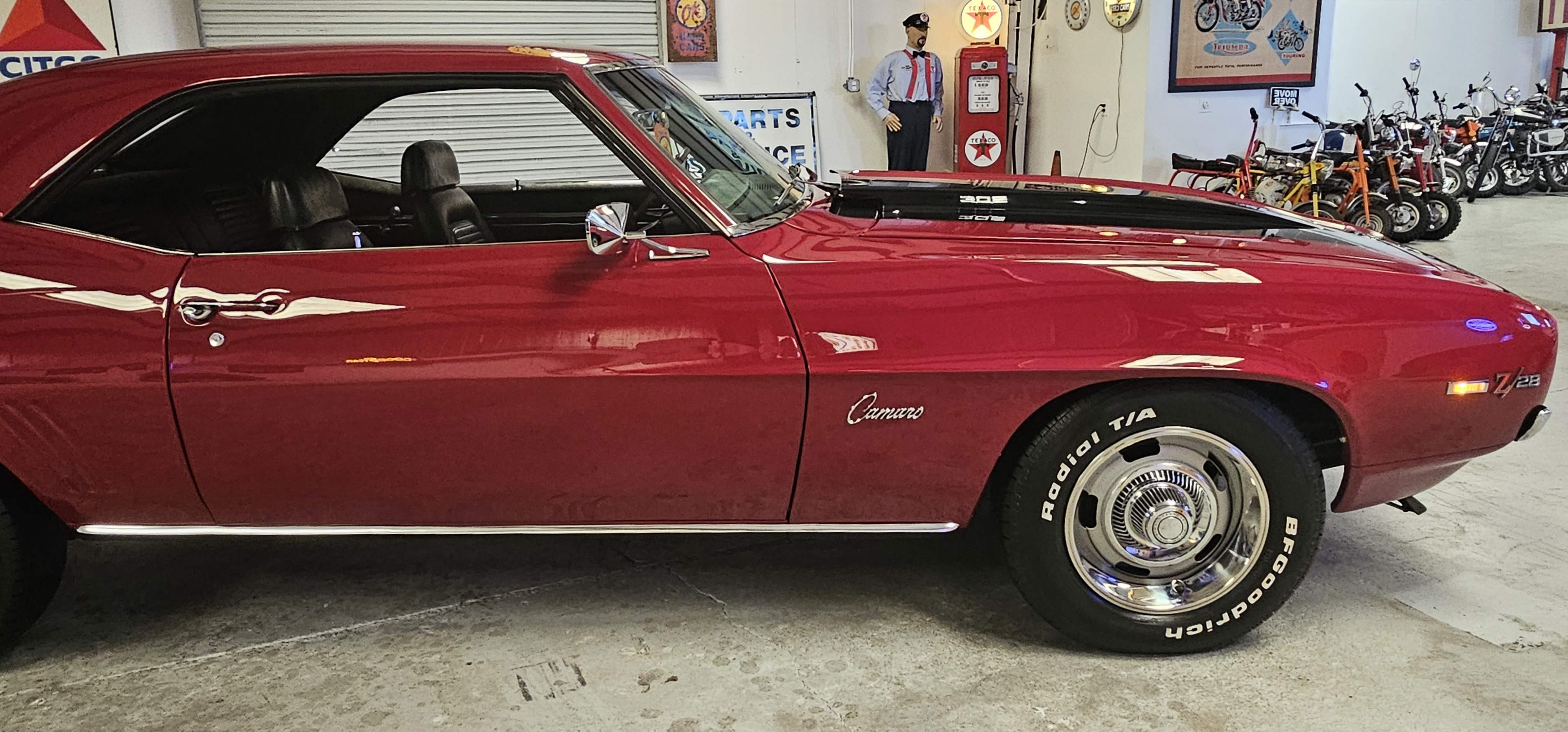 1969 Chevrolet Camaro 32