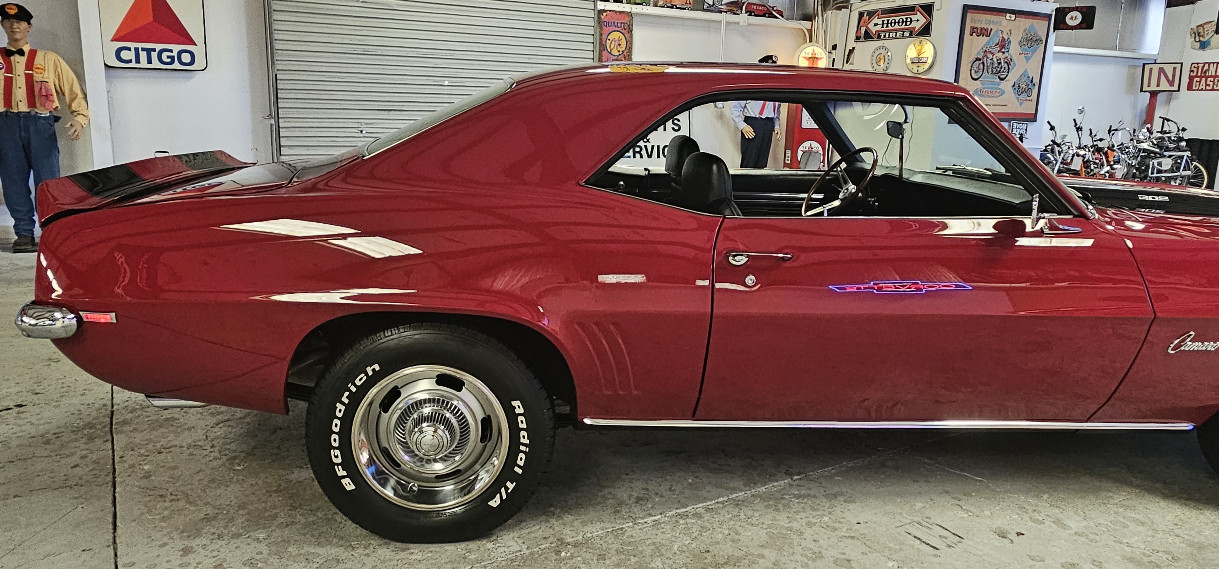 1969 Chevrolet Camaro 33