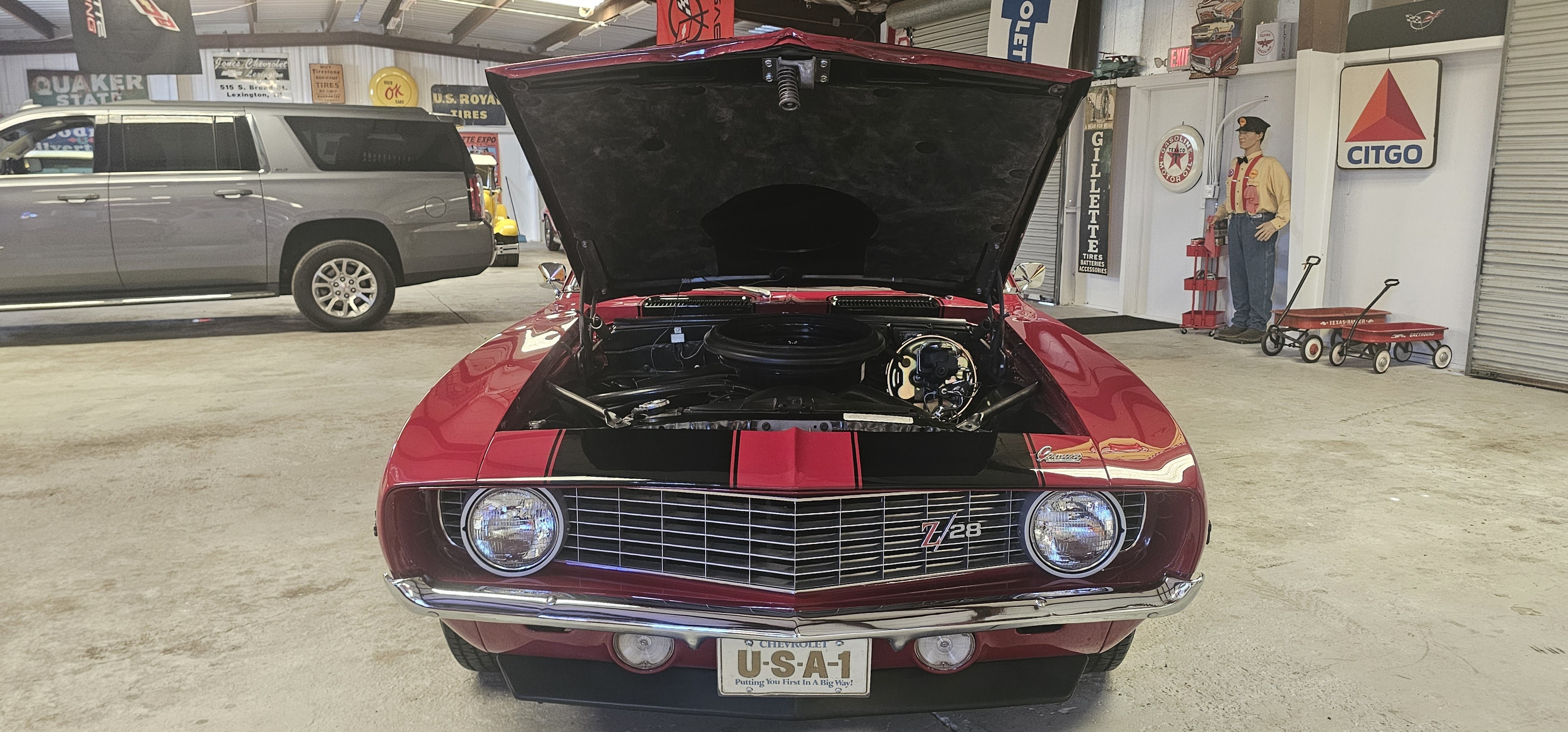 1969 Chevrolet Camaro 38