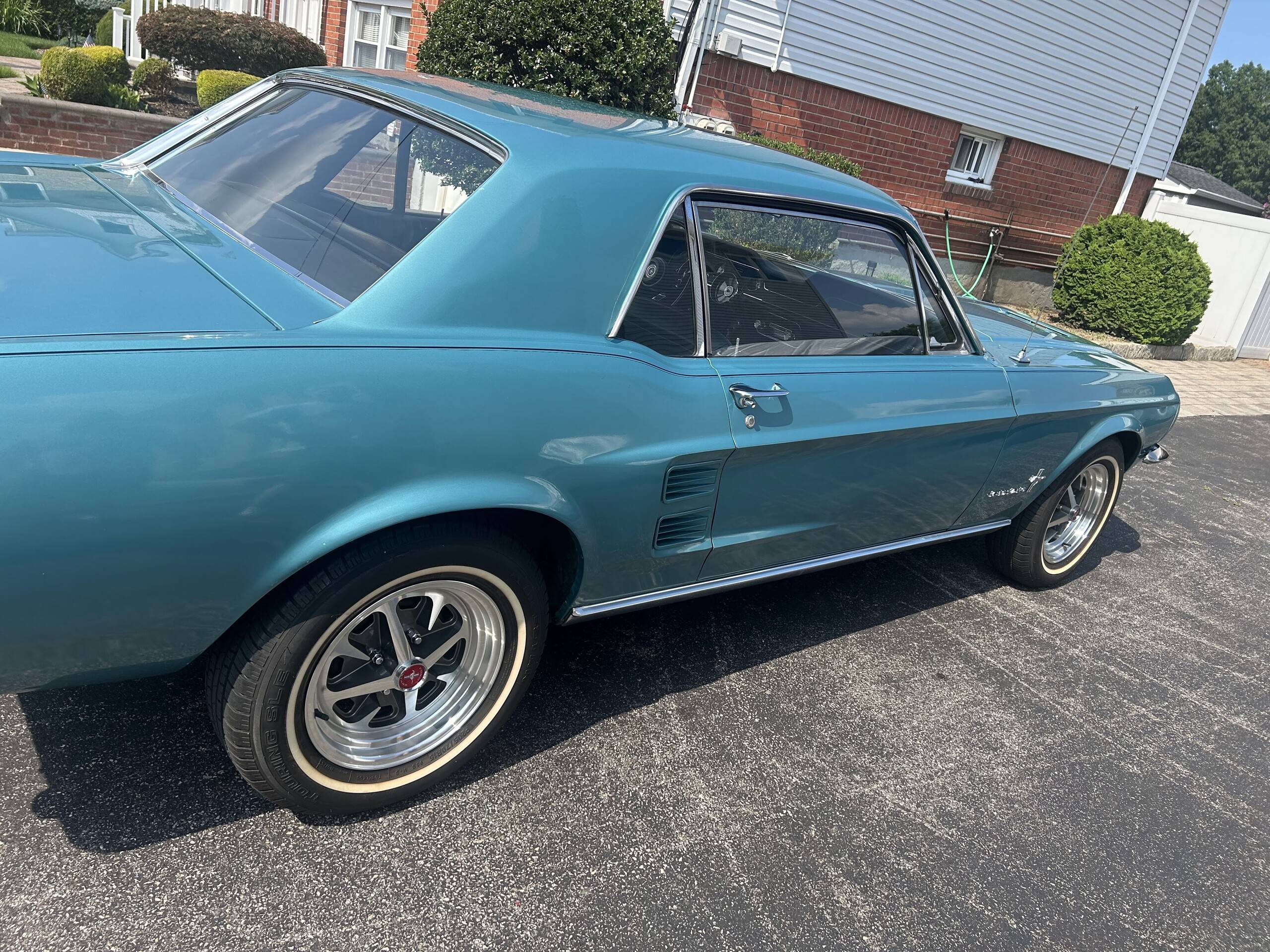 1967 Ford Mustang 1