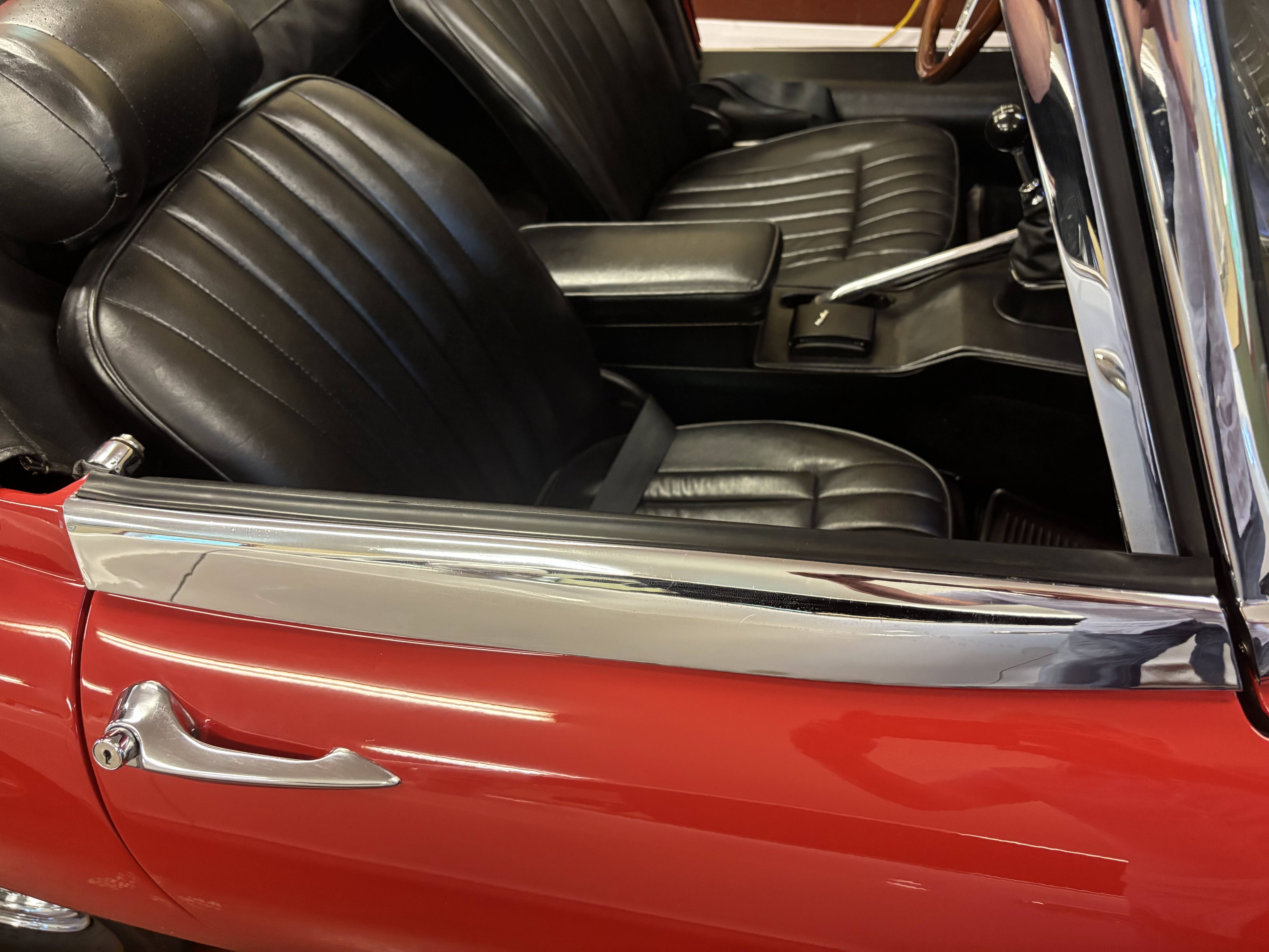 1971 Jaguar E-Type 30