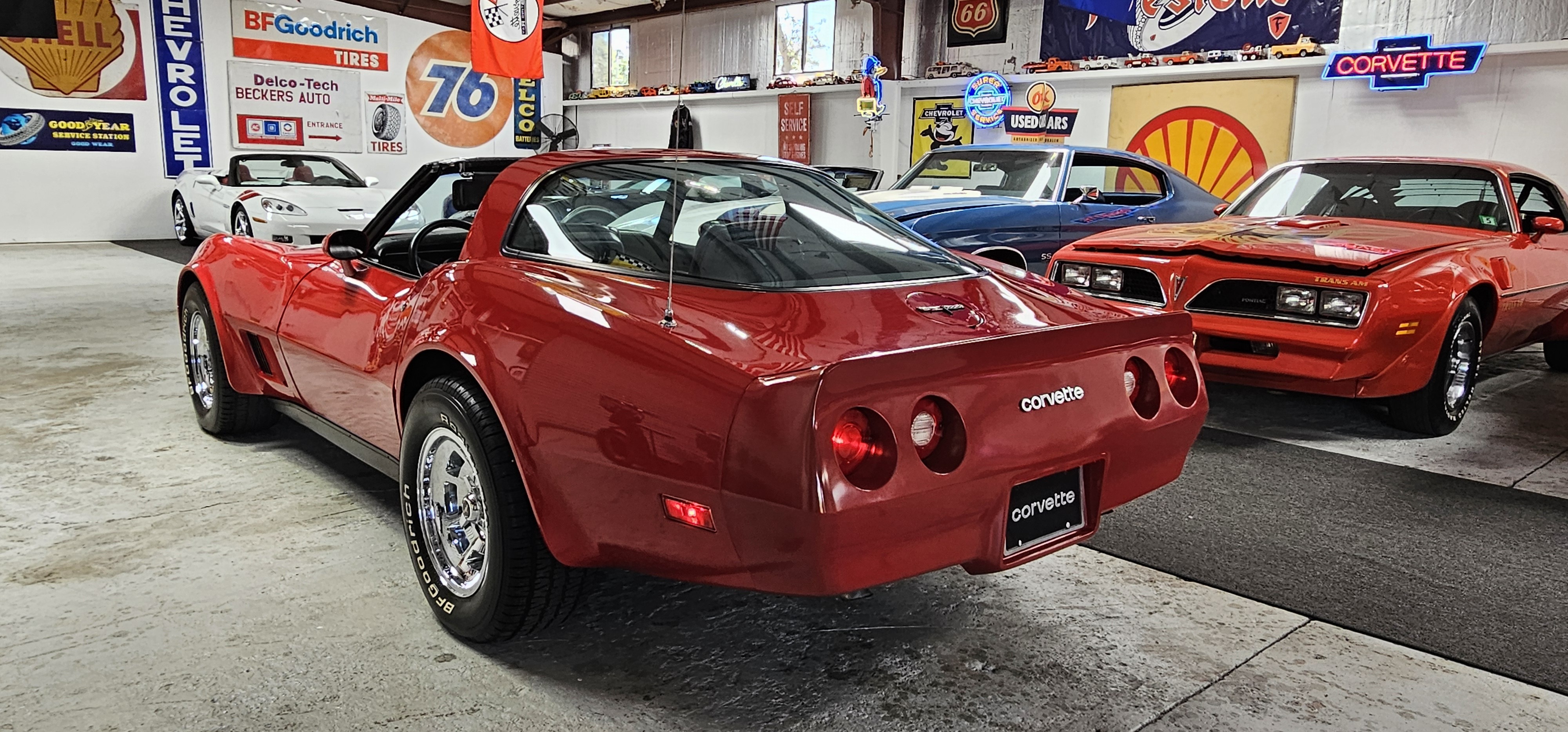 1981 CHEVROLET CORVETTE 6