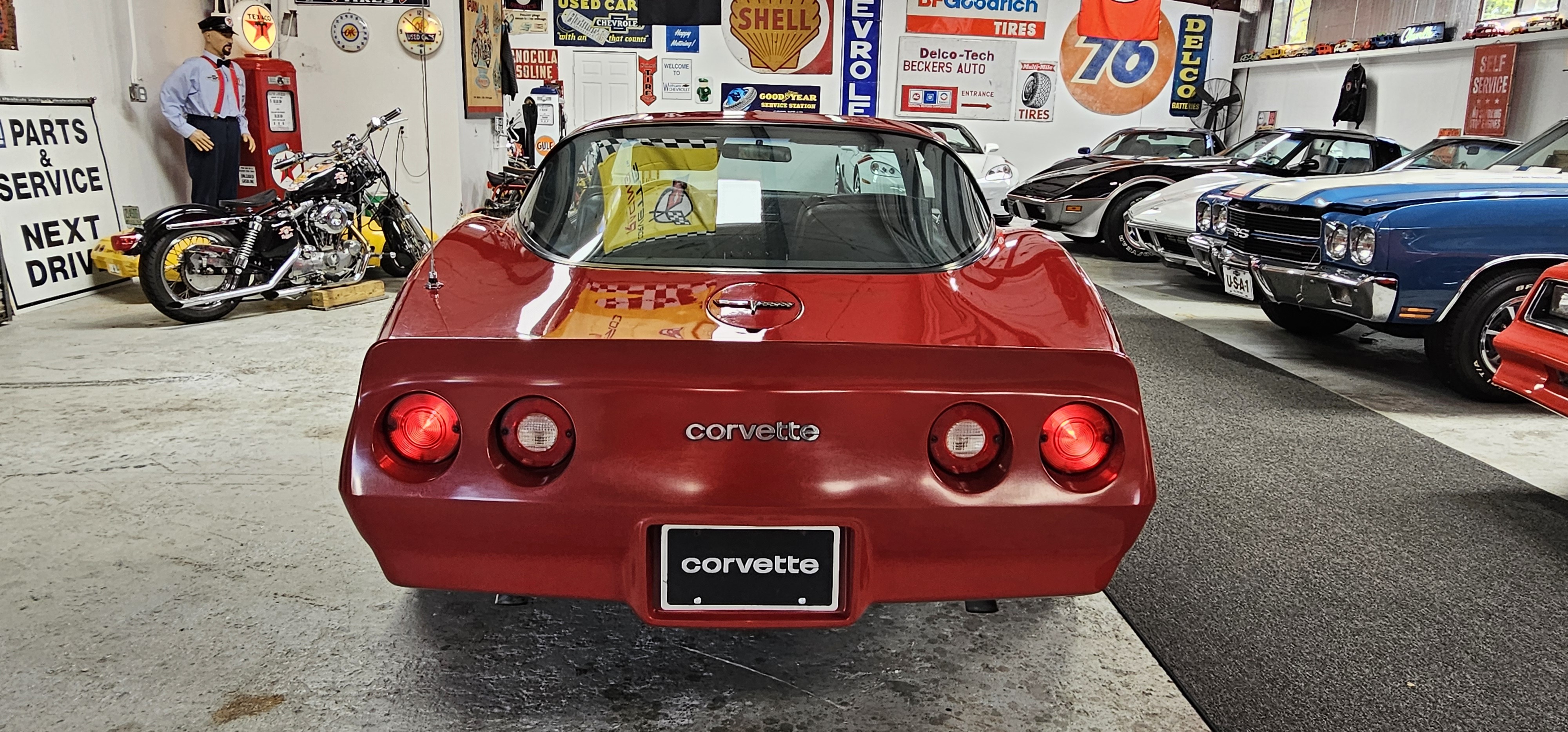 1981 CHEVROLET CORVETTE 7