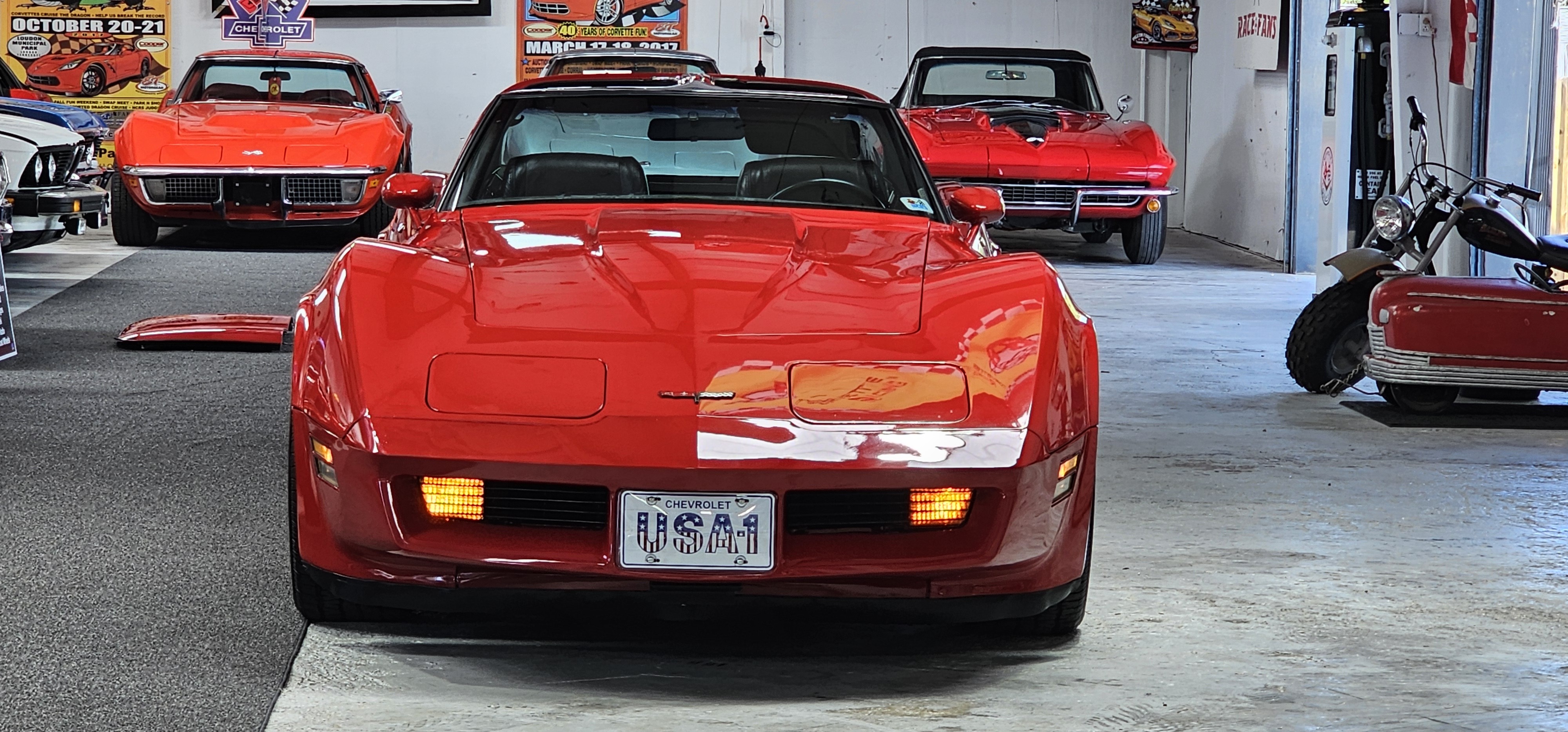 1981 CHEVROLET CORVETTE 12