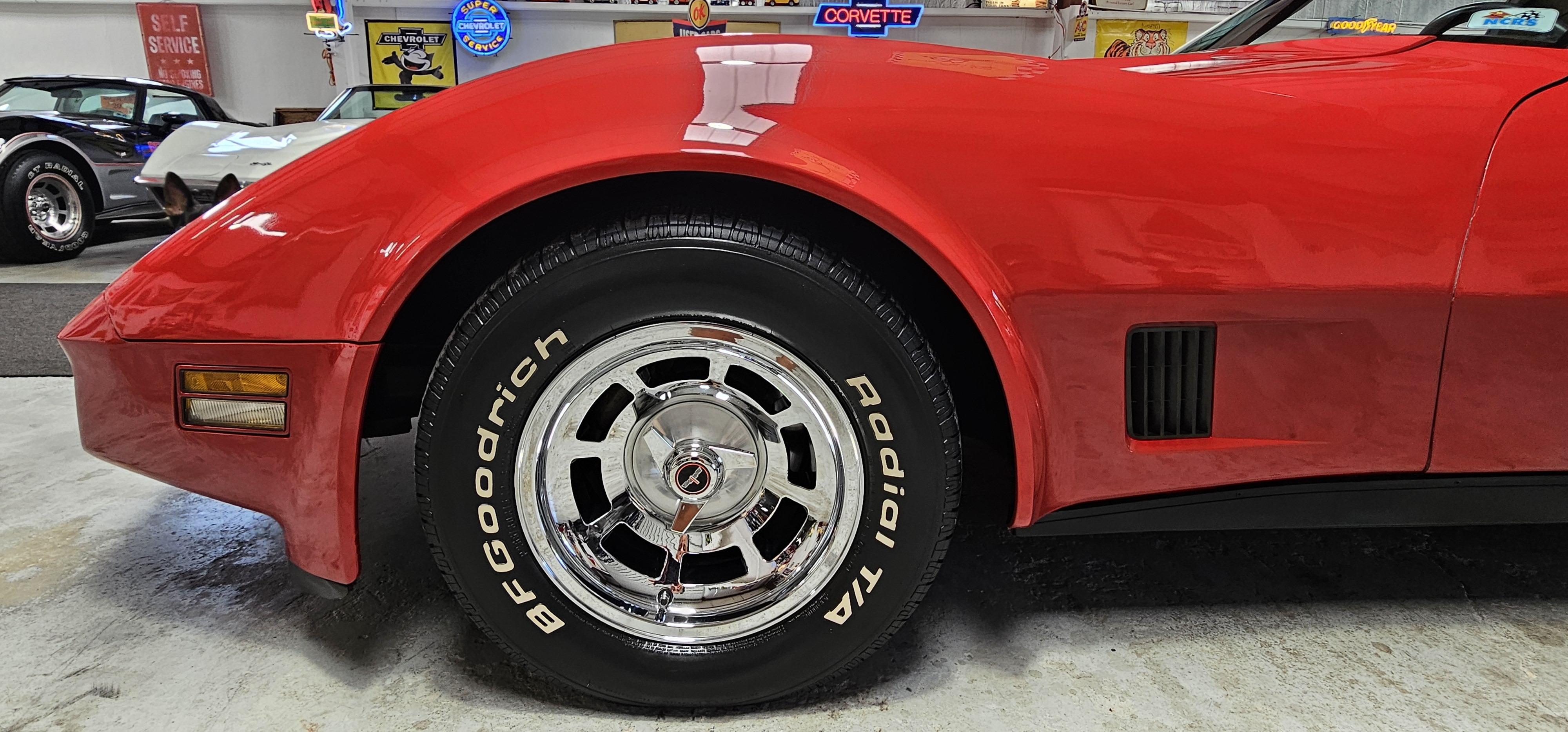 1981 CHEVROLET CORVETTE 30