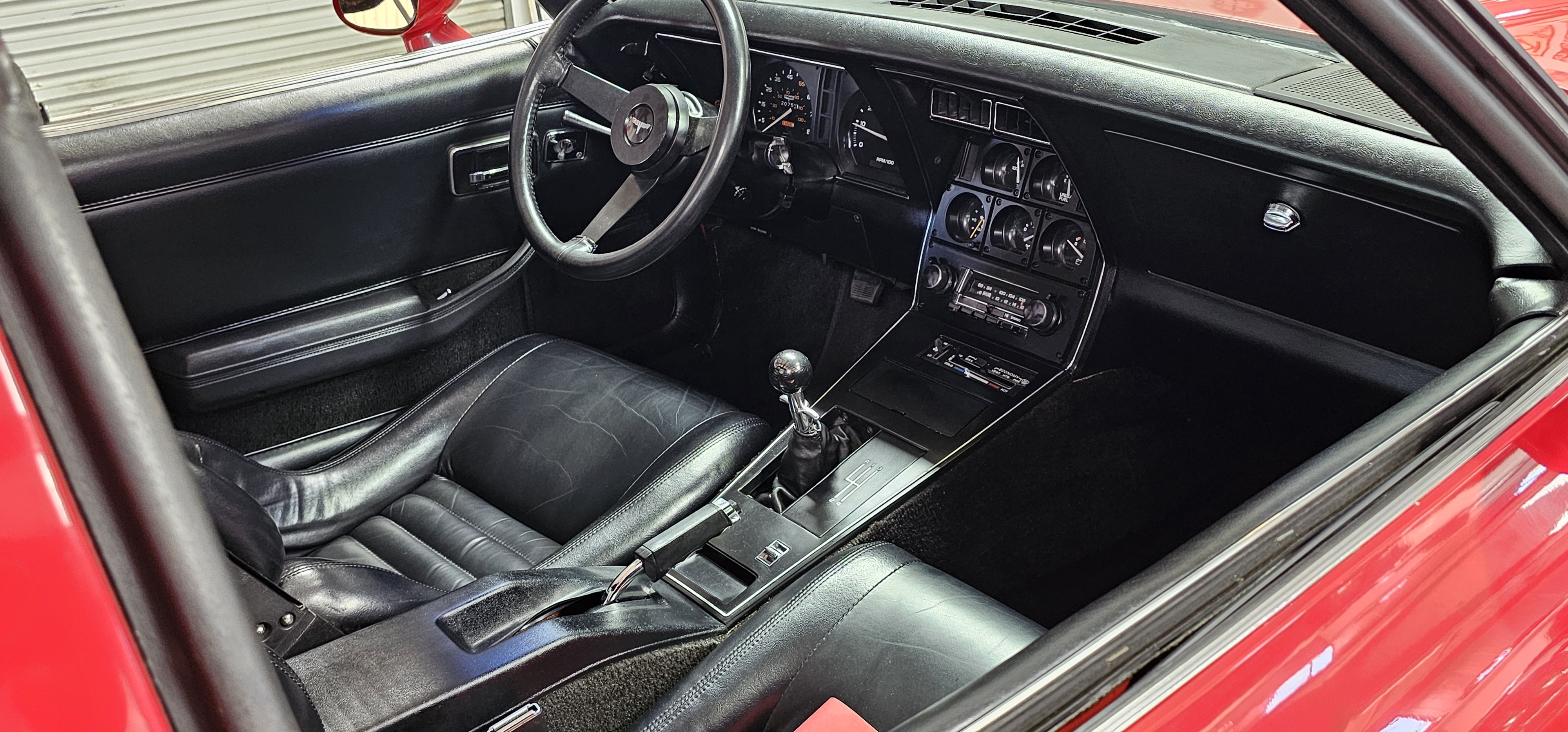1981 CHEVROLET CORVETTE 40
