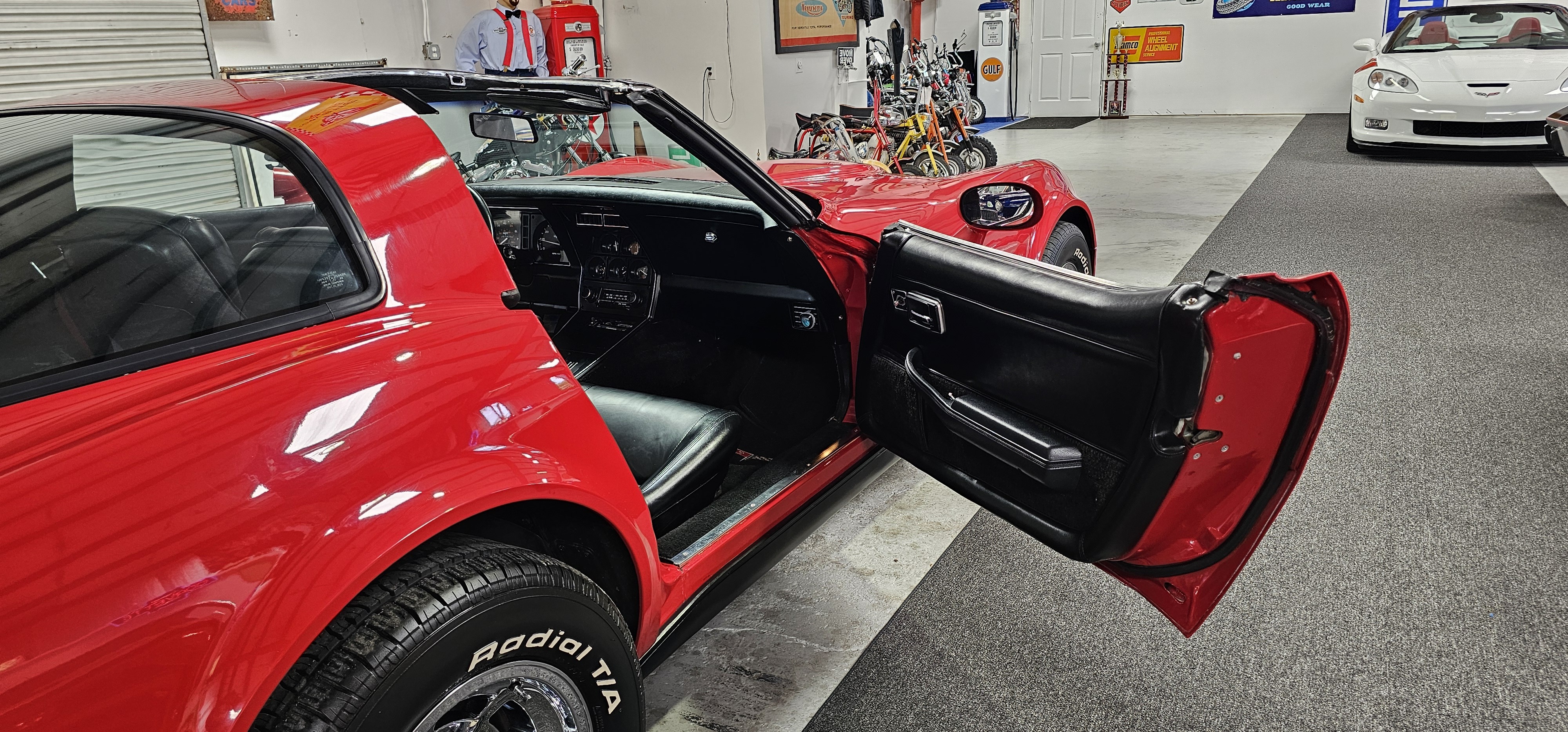 1981 CHEVROLET CORVETTE 61