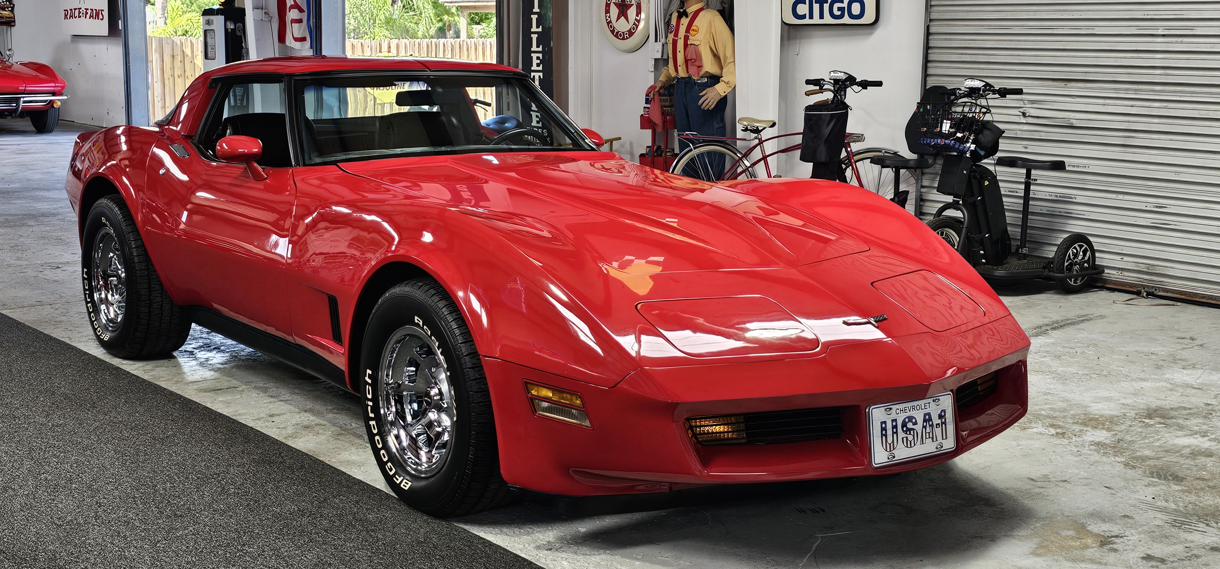 1981 CHEVROLET CORVETTE 81