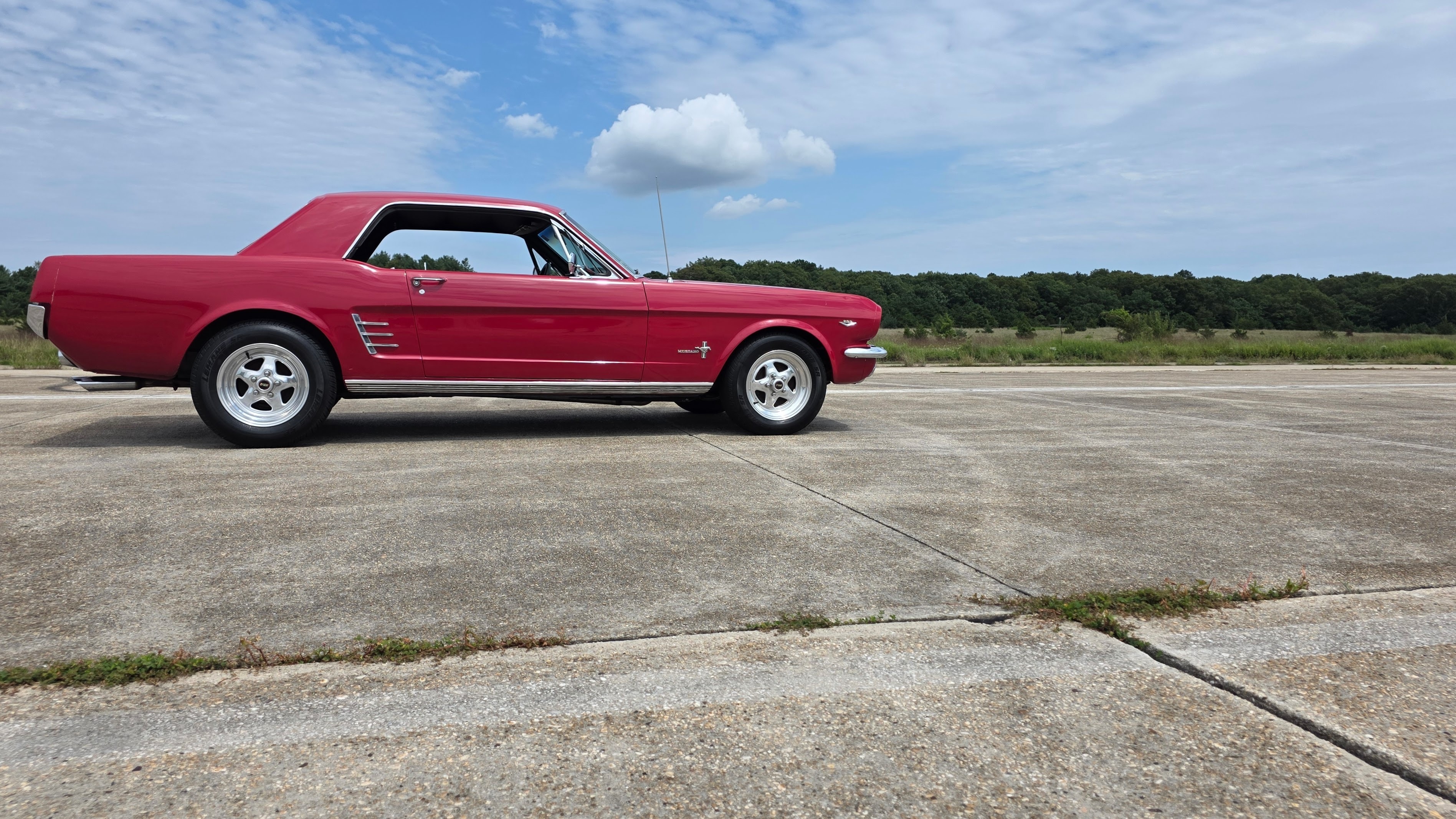 1966 Ford Mustang 2