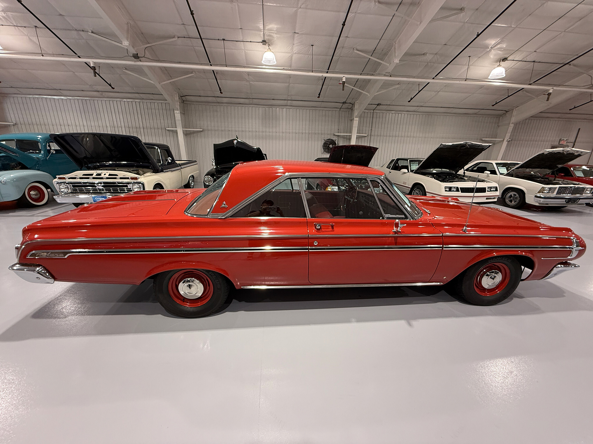 1964 Dodge Polara 11
