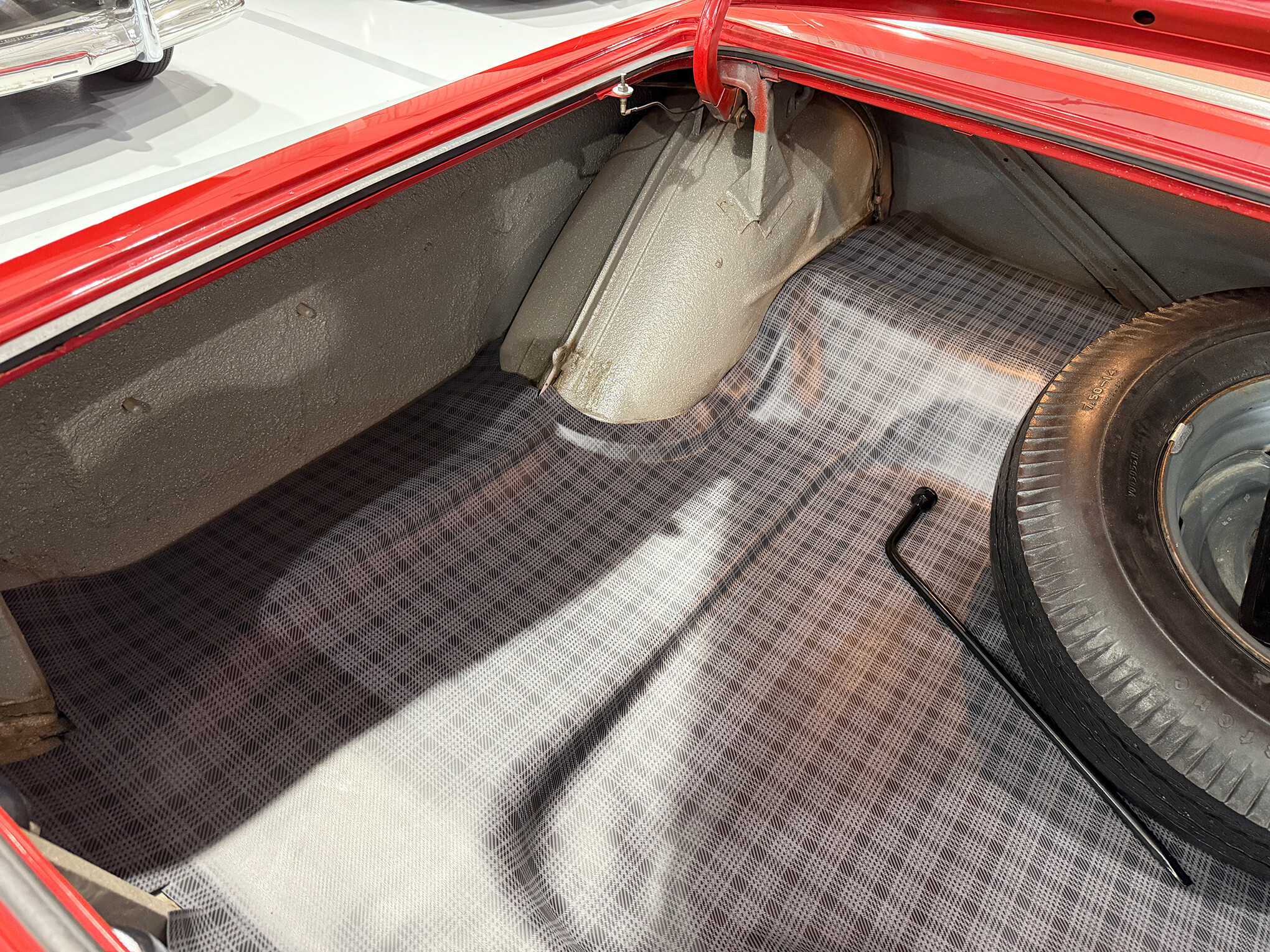 1964 Dodge Polara 30