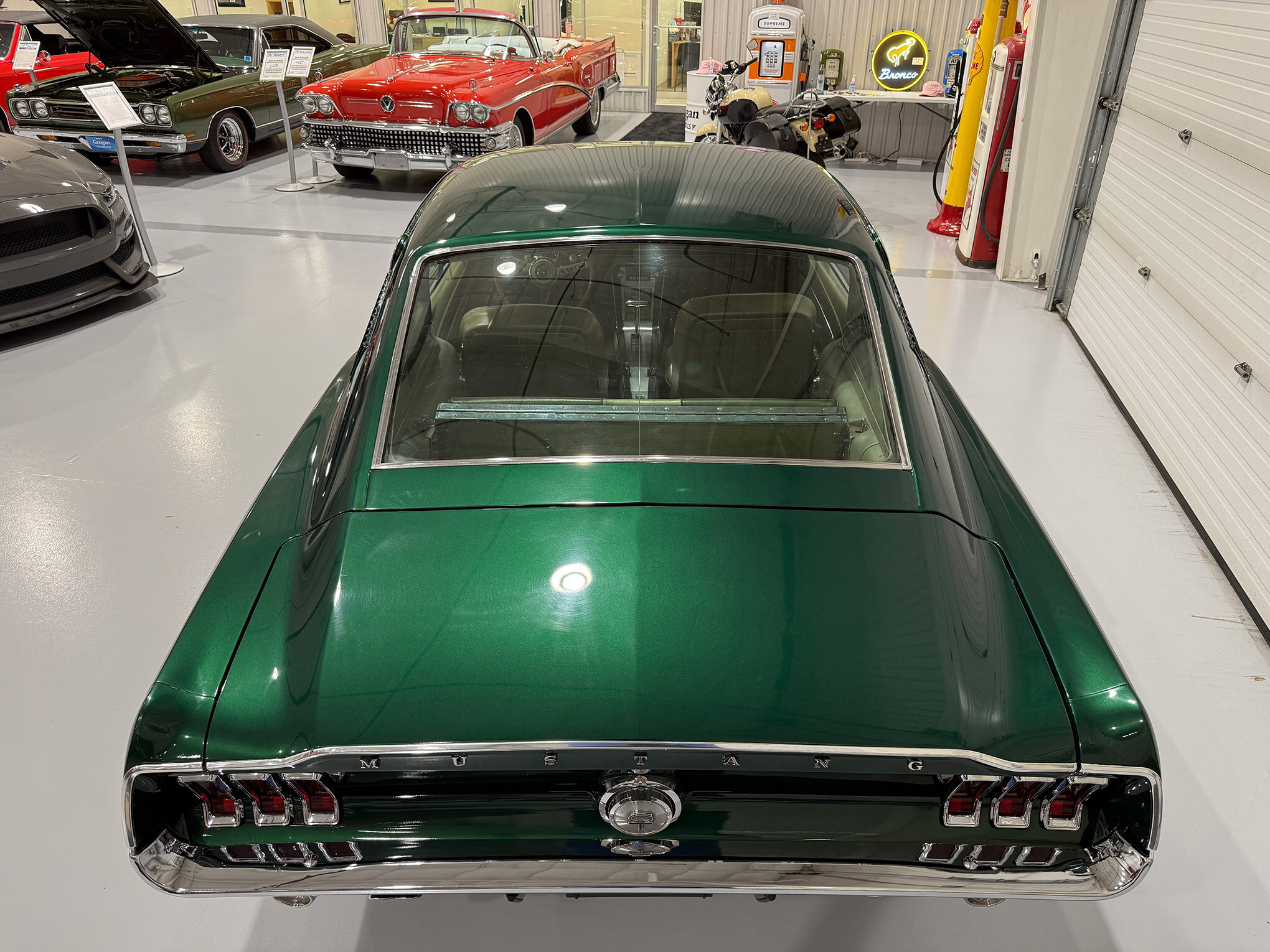 1967 Ford Mustang GT 16