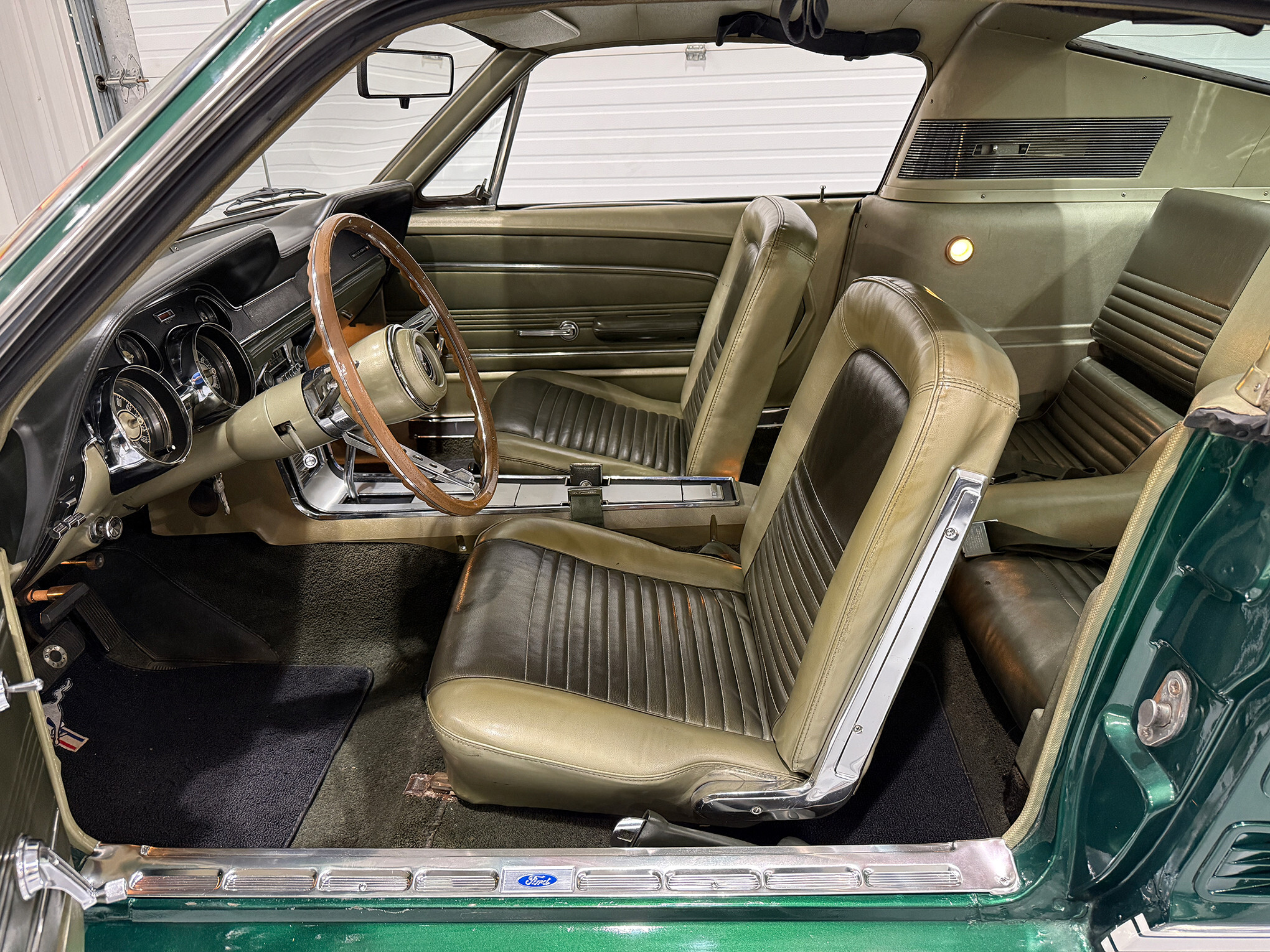 1967 Ford Mustang GT 22