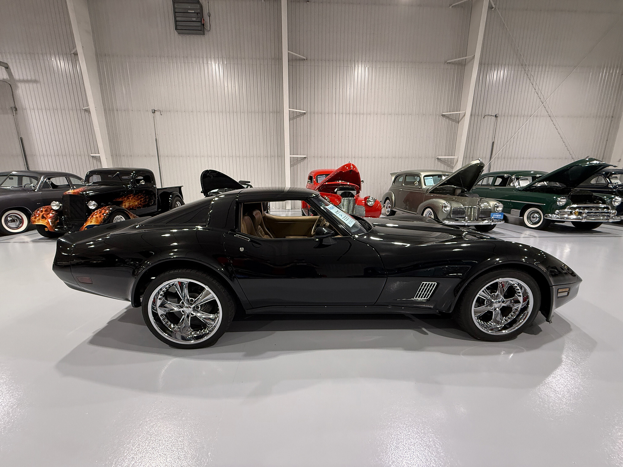 1981 Chevrolet Corvette Custom 12