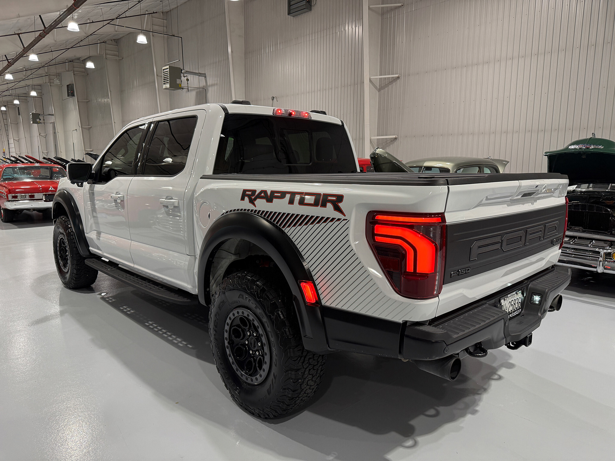 2025 Ford F-150 Raptor 6