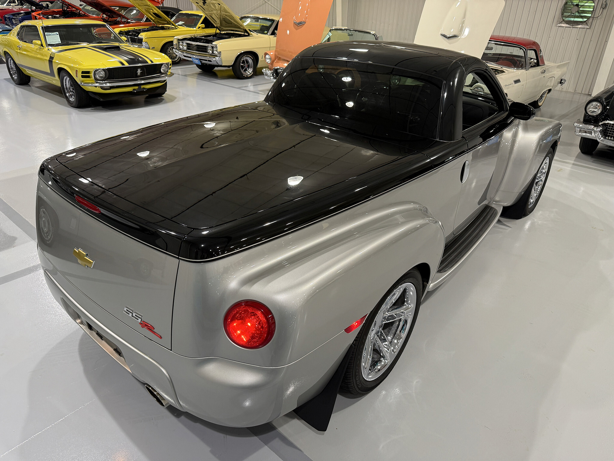 2006 Chevrolet SSR 11