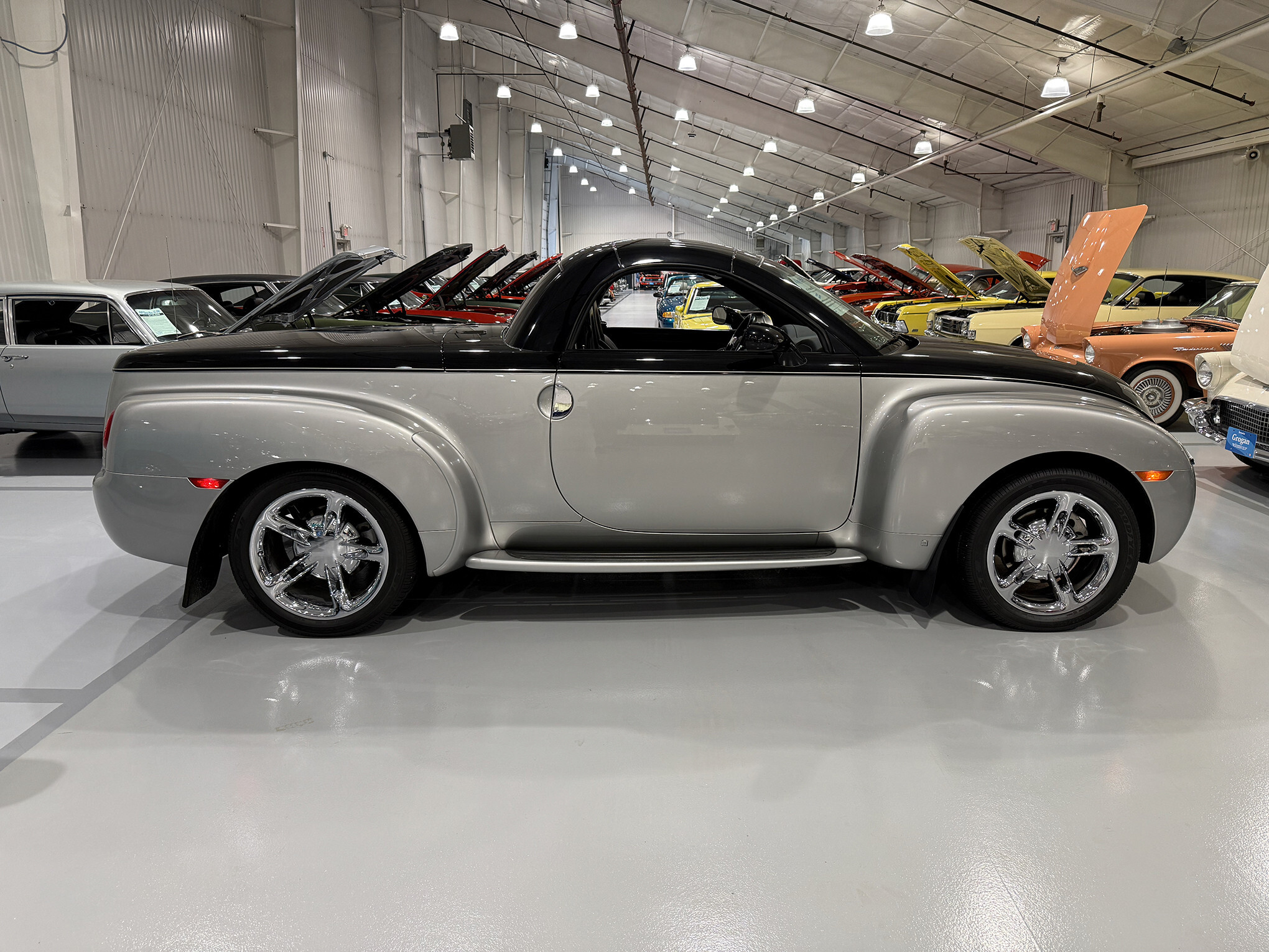 2006 Chevrolet SSR 12
