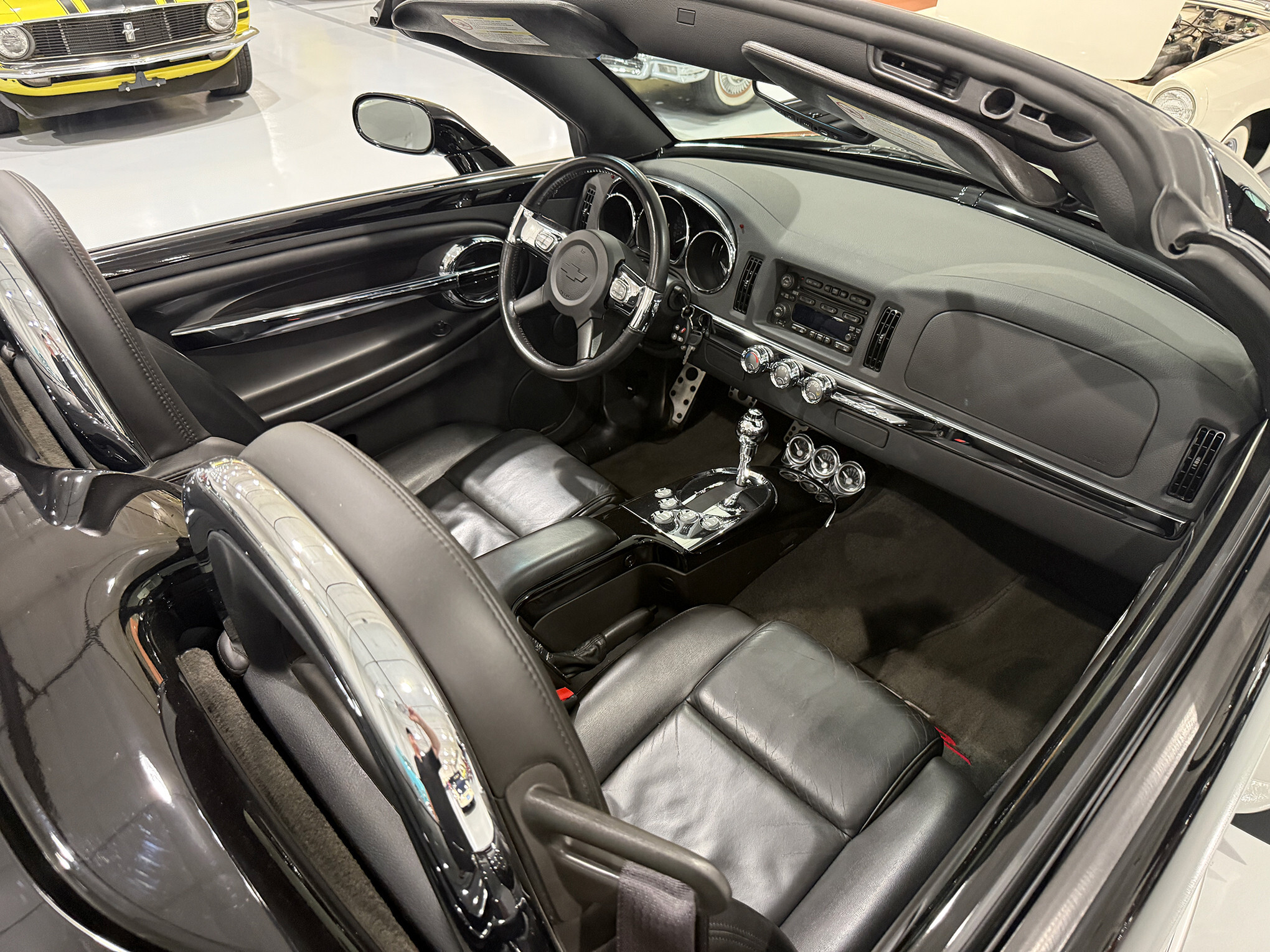 2006 Chevrolet SSR 32