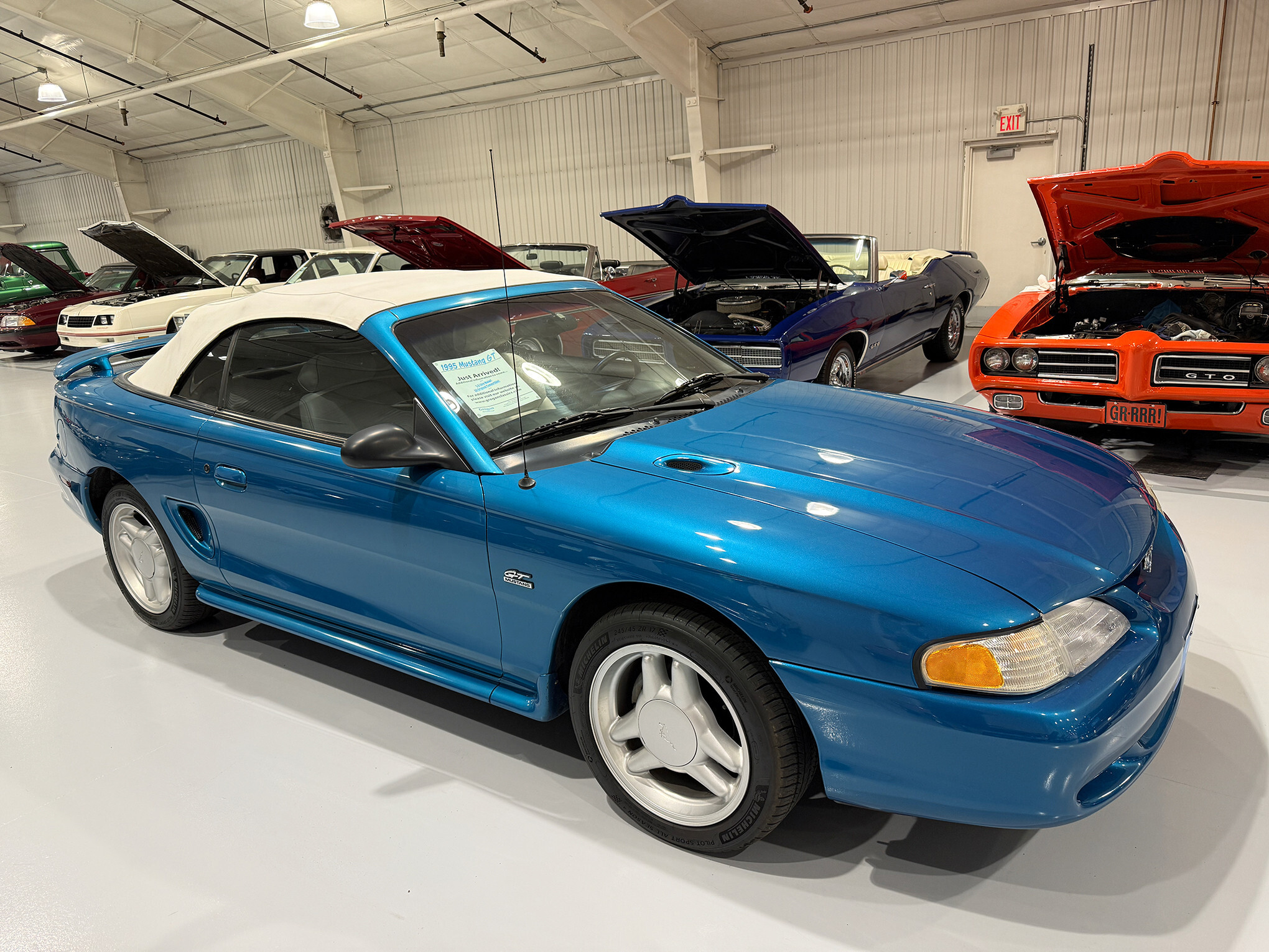 1995 Ford Mustang GT 15